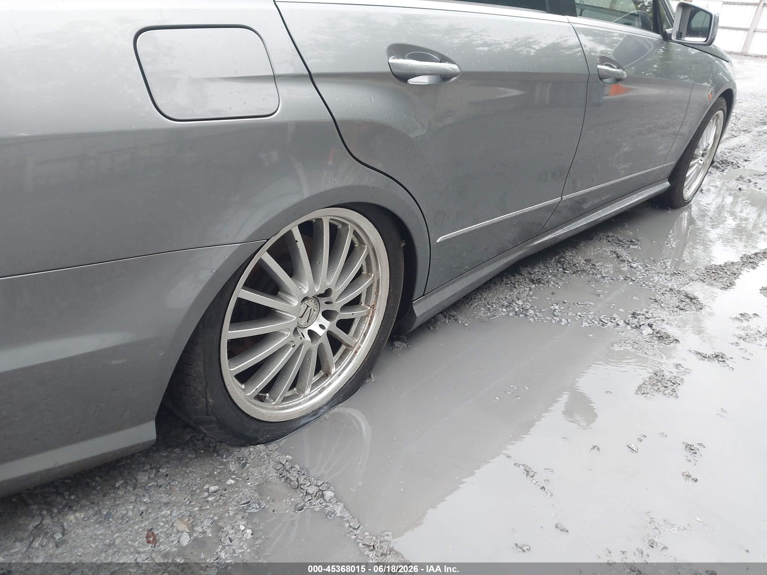 2010 Mercedes-benz E 550   Gray vin: WDDHF7CB6AA197331