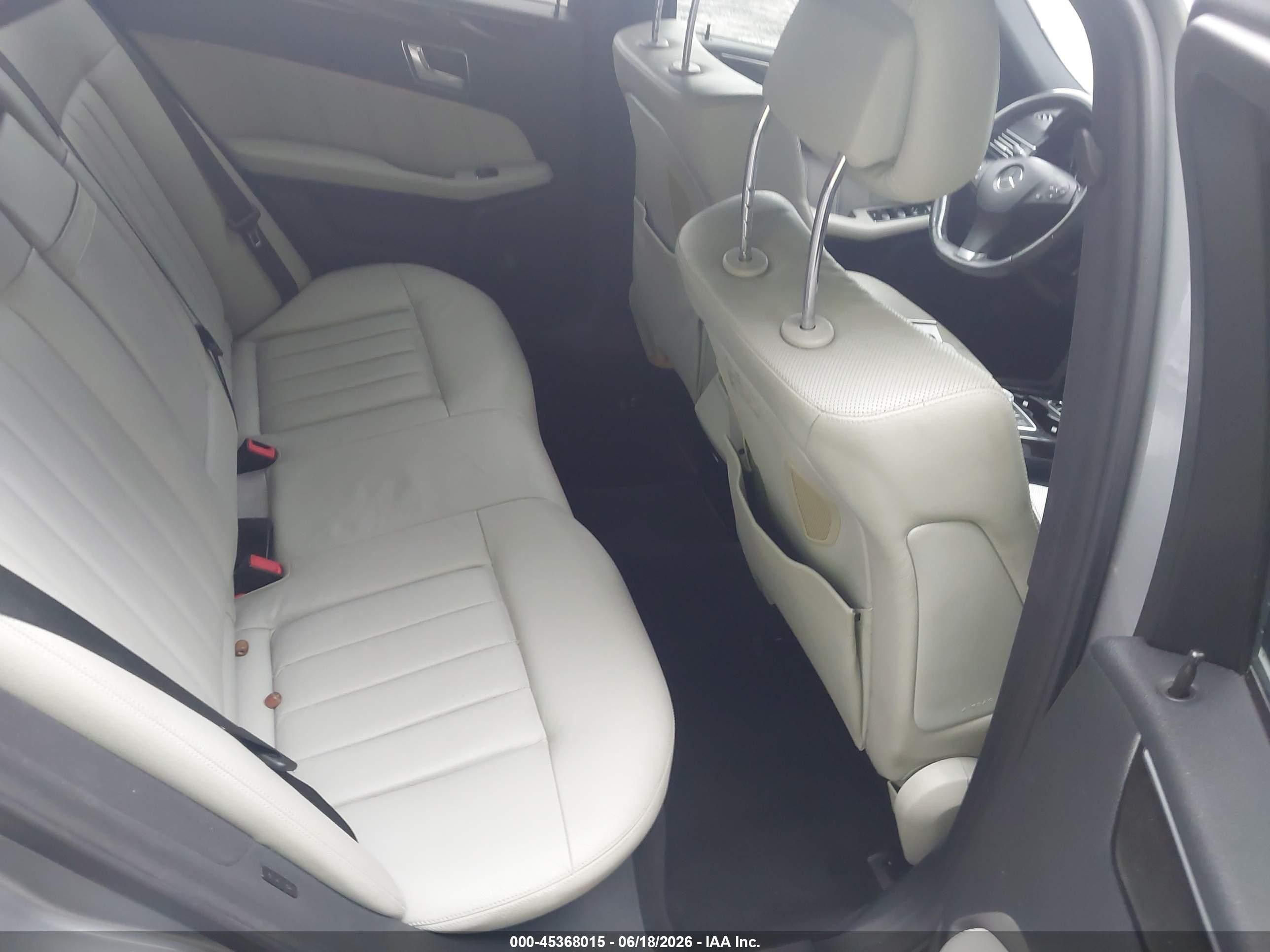 2010 Mercedes-benz E 550   Gray vin: WDDHF7CB6AA197331