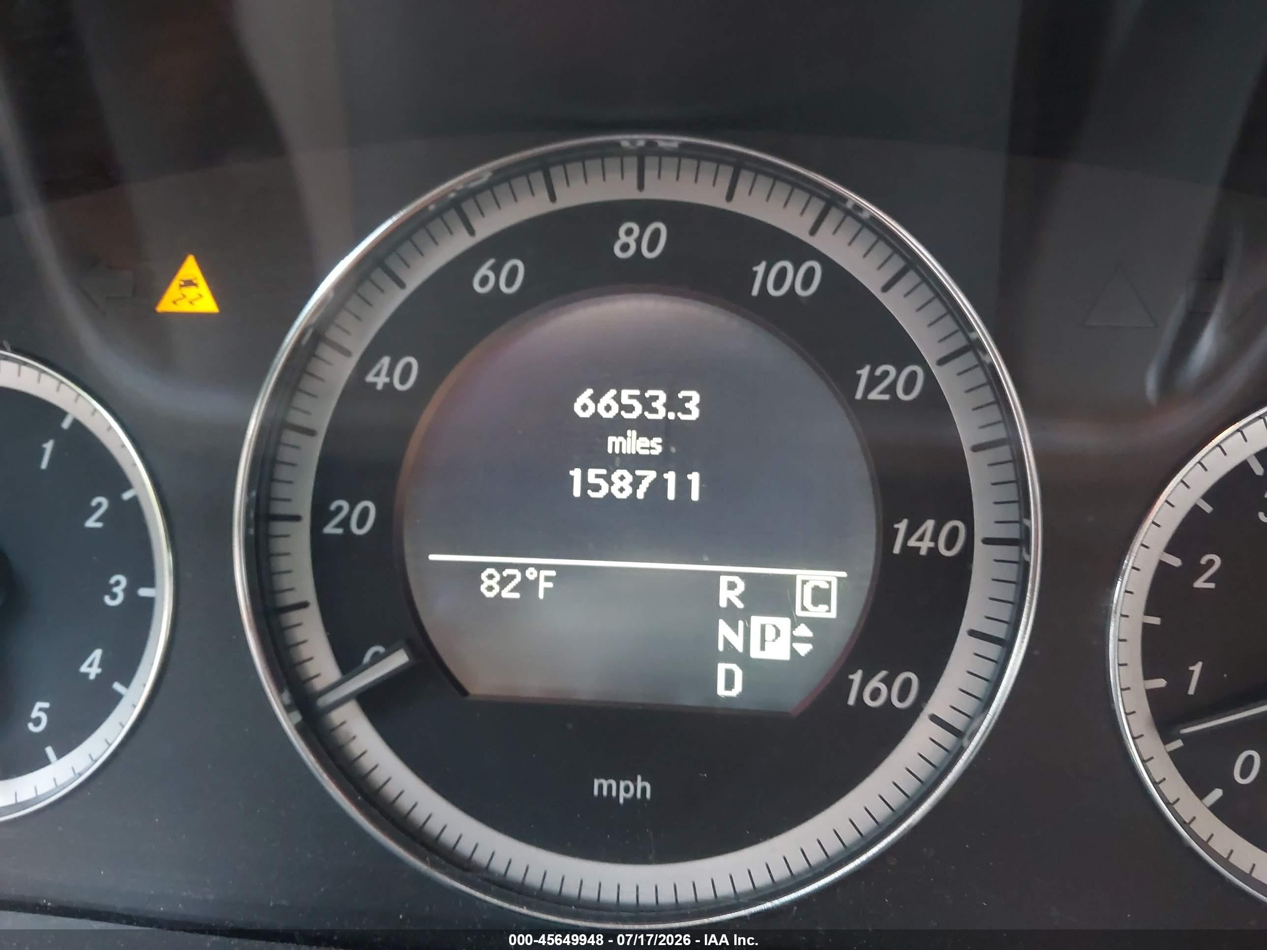 2010 Mercedes-benz E 550   Синий vin: WDDHF7CB8AA059371