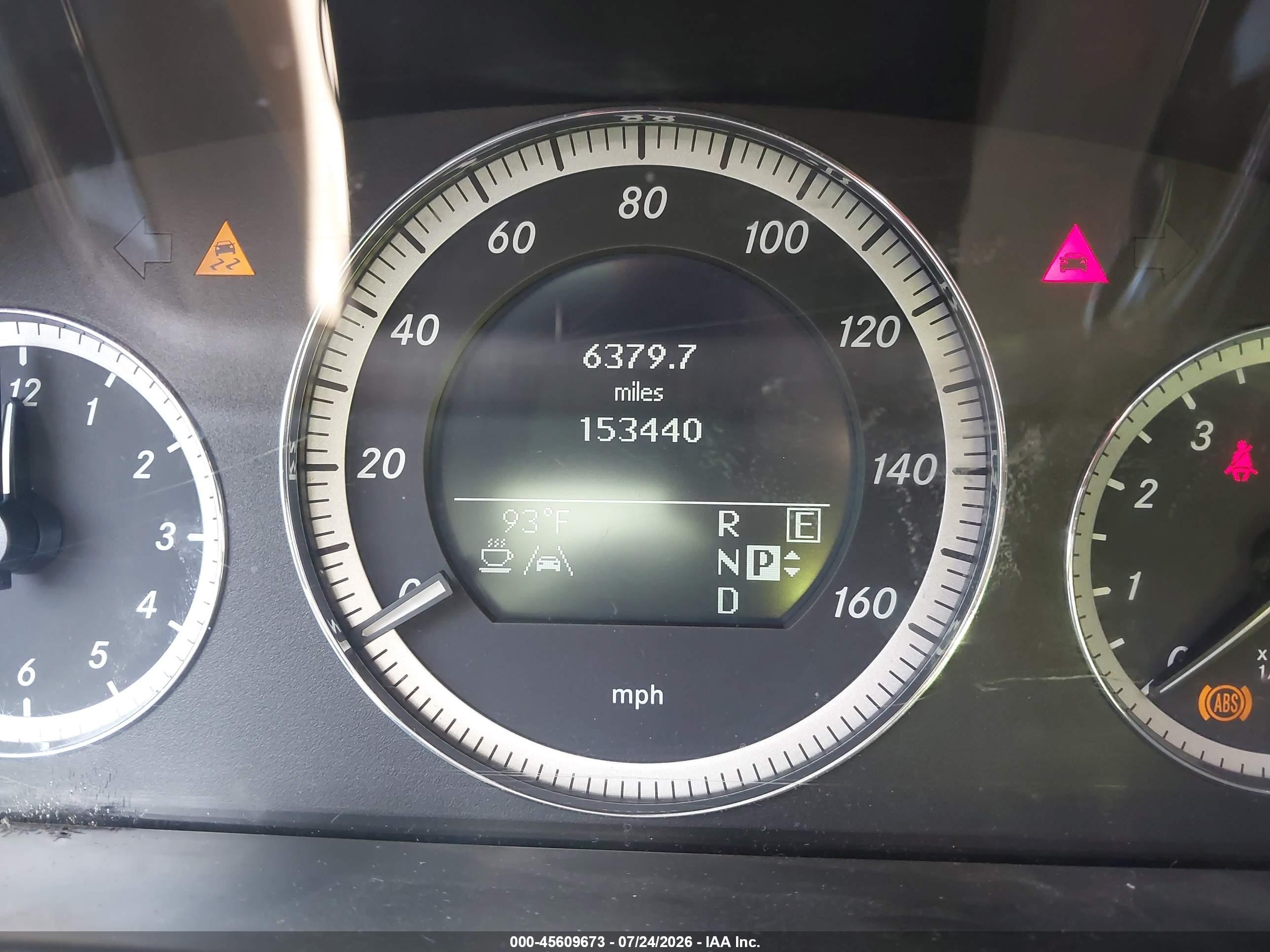2011 Mercedes-benz E 550   Black vin: WDDHF7CB8BA396575