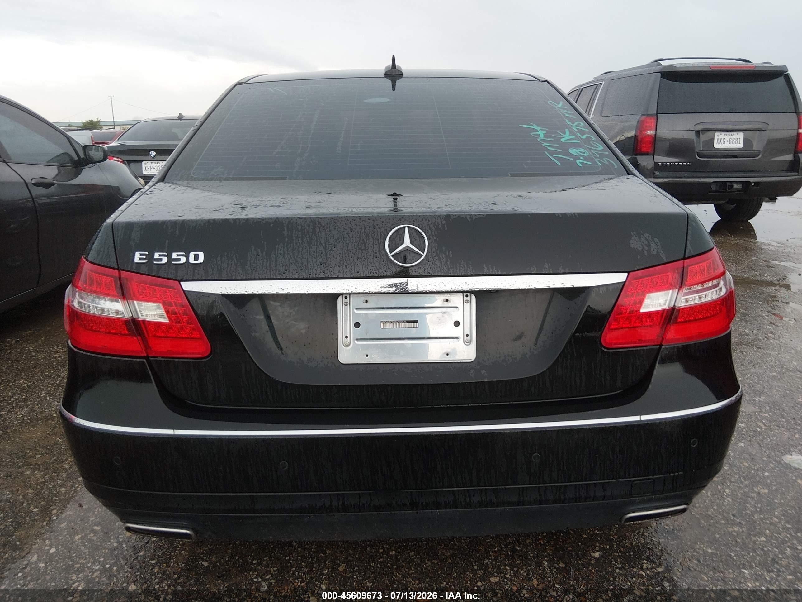2011 Mercedes-benz E 550   Black vin: WDDHF7CB8BA396575