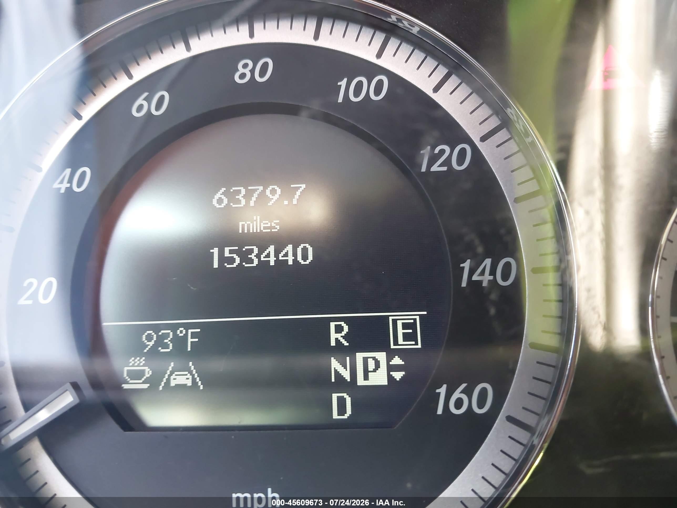 2011 Mercedes-benz E 550   Black vin: WDDHF7CB8BA396575
