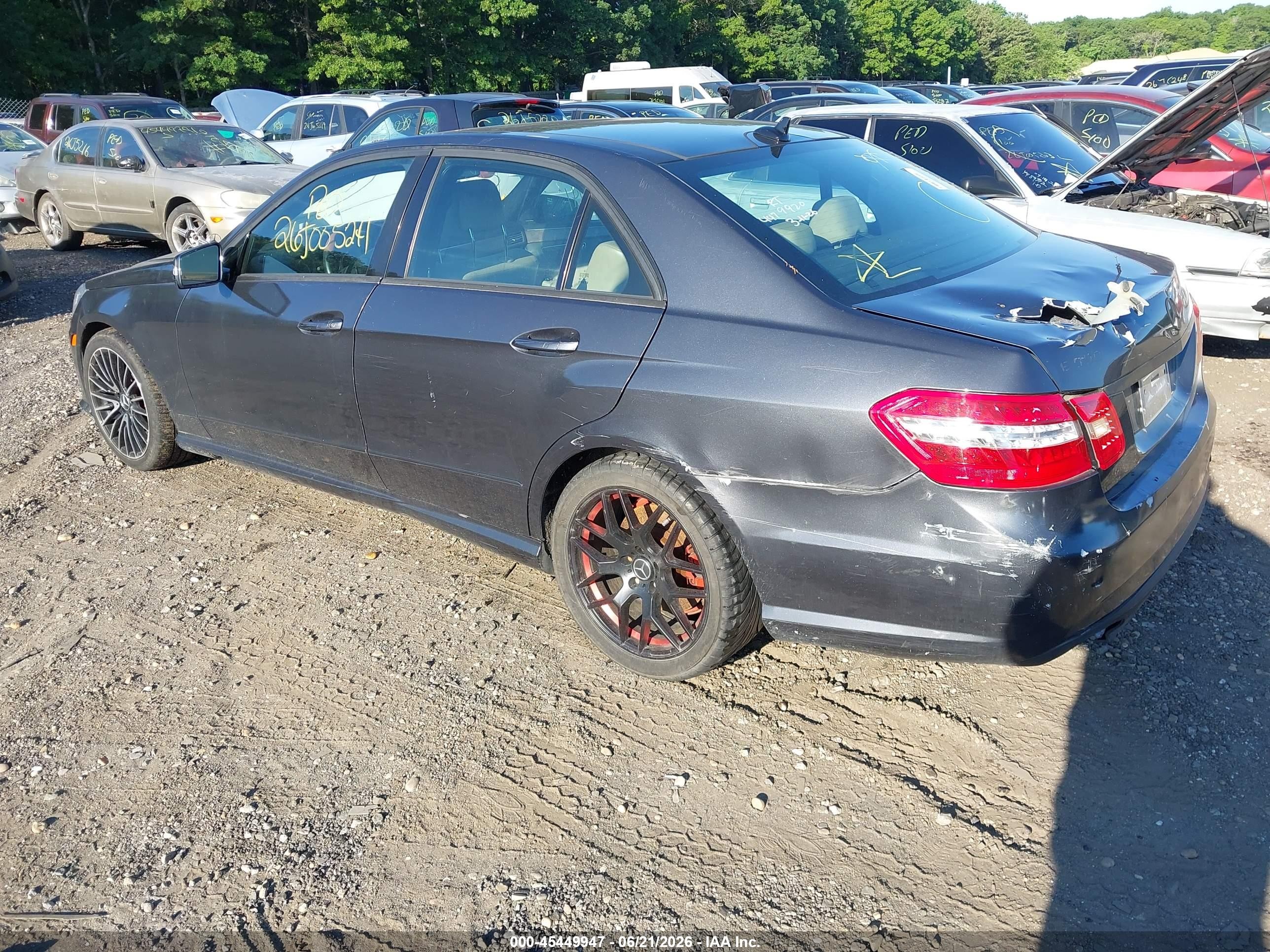 2011 Mercedes-benz E 550   Gray vin: WDDHF7CB9BA311100