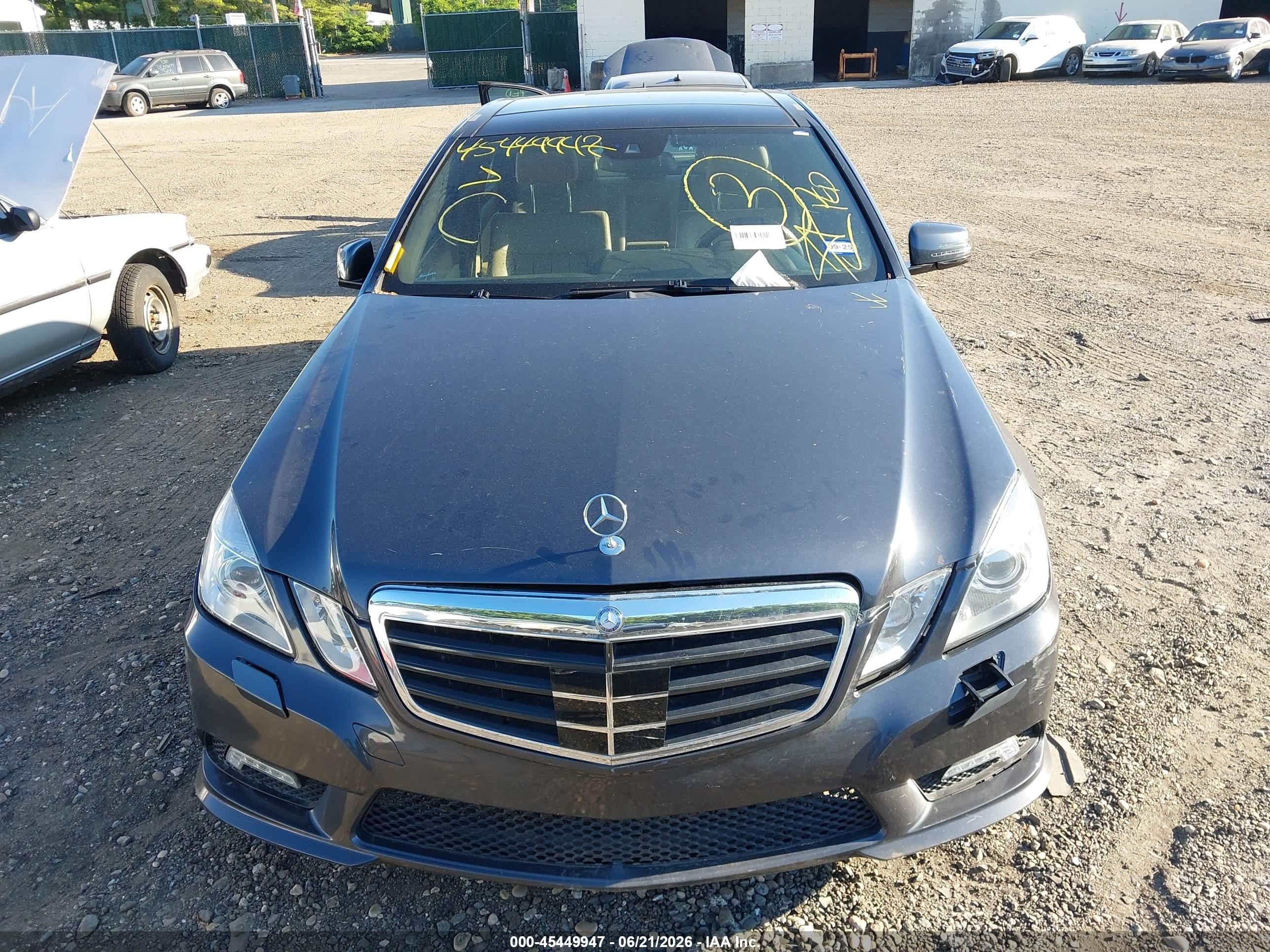 2011 Mercedes-benz E 550   Gray vin: WDDHF7CB9BA311100