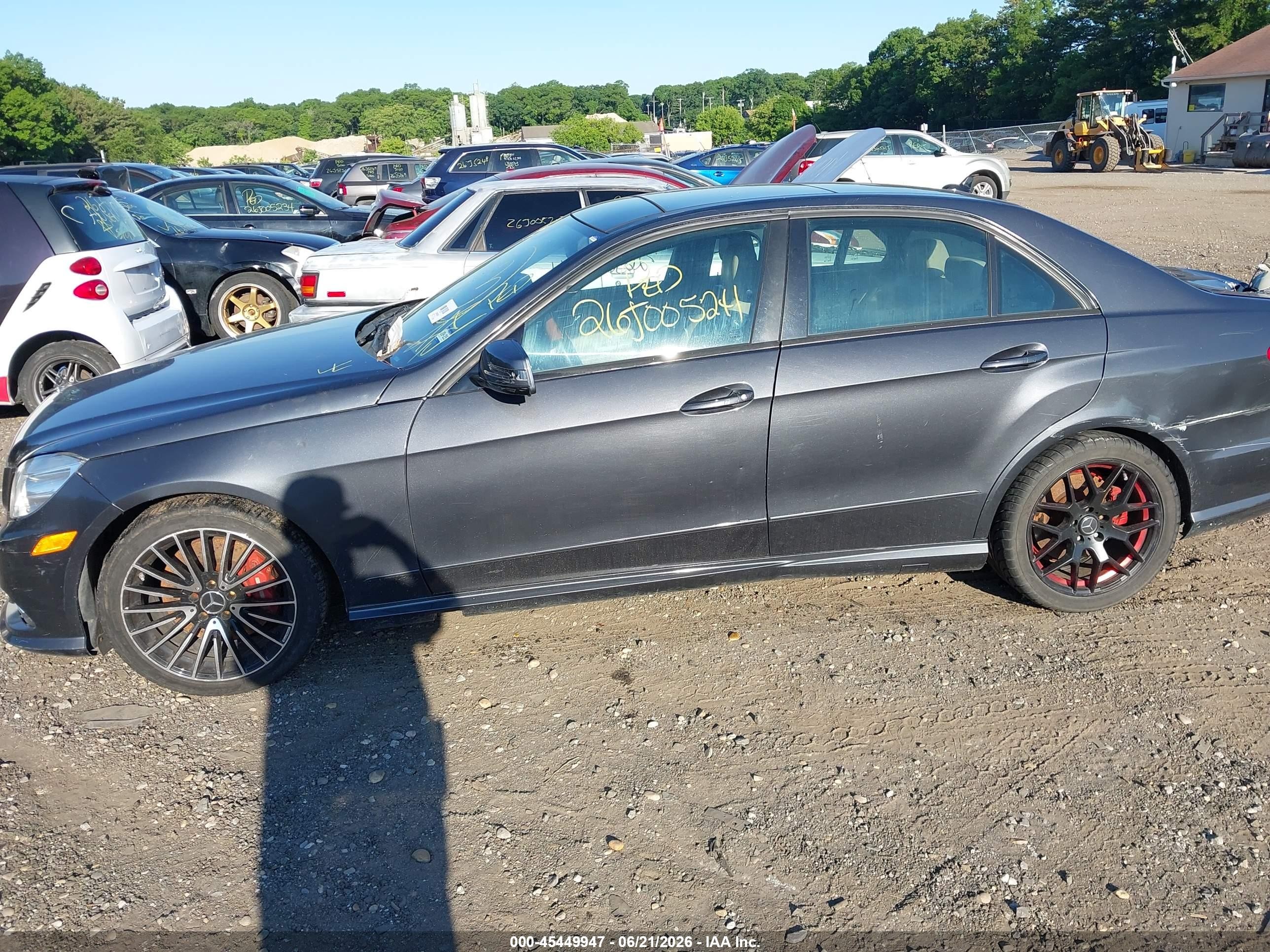 2011 Mercedes-benz E 550   Gray vin: WDDHF7CB9BA311100