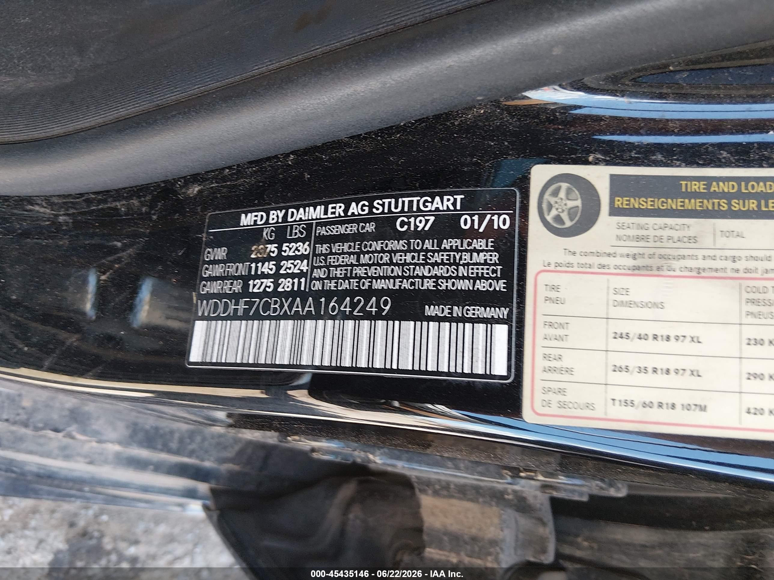 2010 Mercedes-benz E 550   Black vin: WDDHF7CBXAA164249