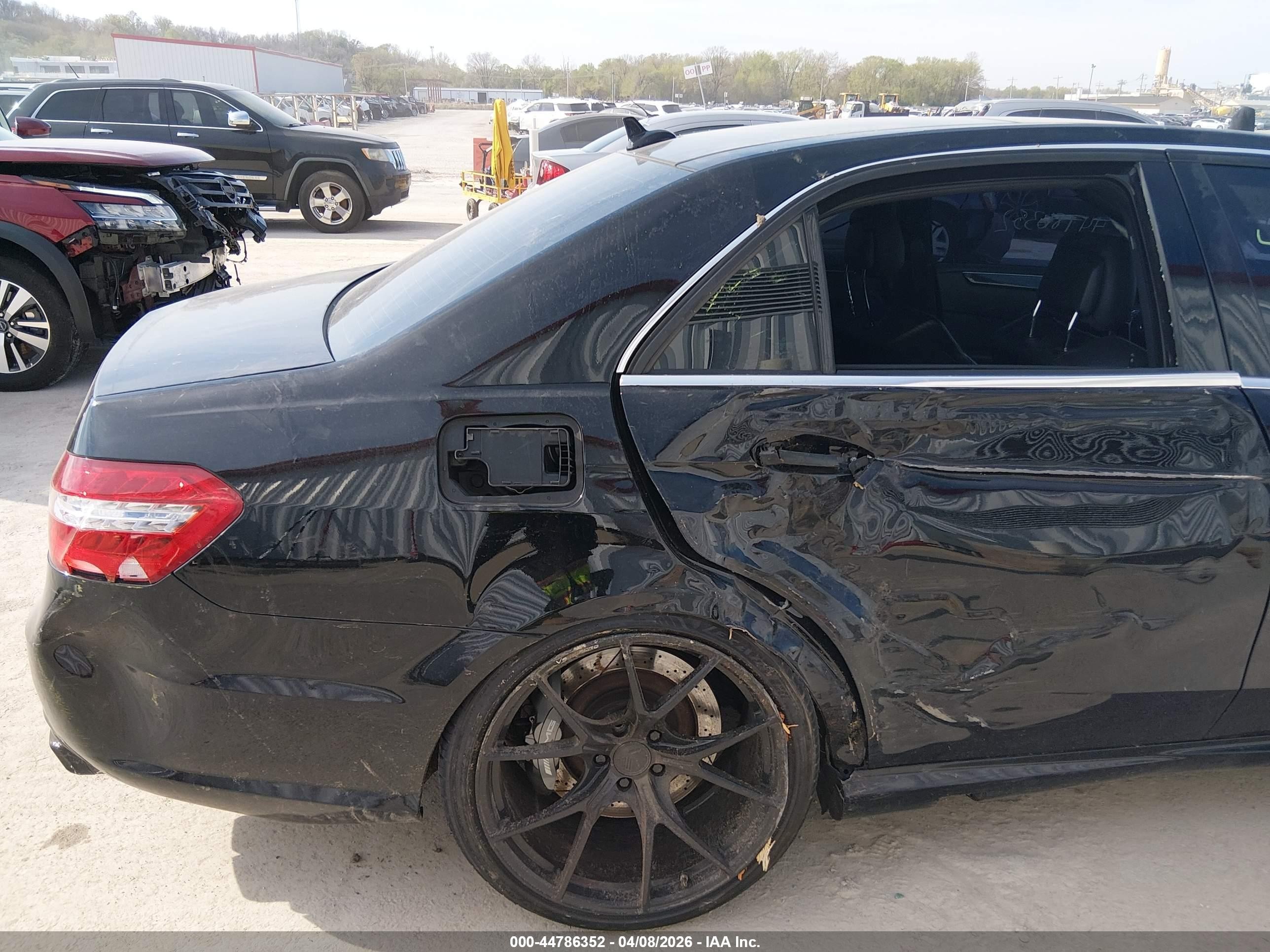 2012 Mercedes-benz E 63 Amg   Black vin: WDDHF7EB5CA559178