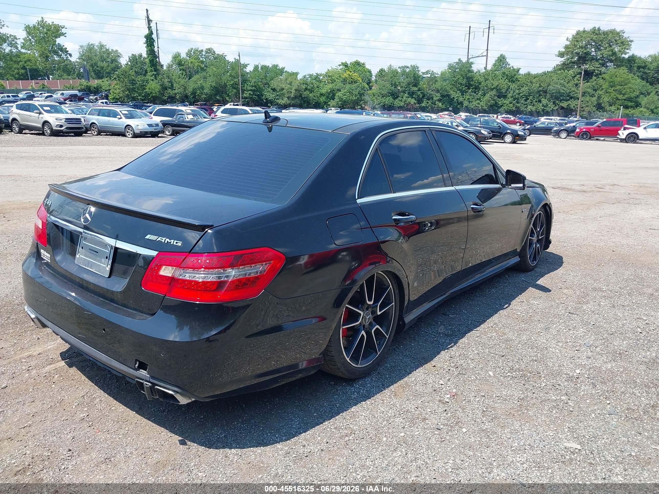 2011 Mercedes-benz E 63 Amg   Black vin: WDDHF7HB4BA371021