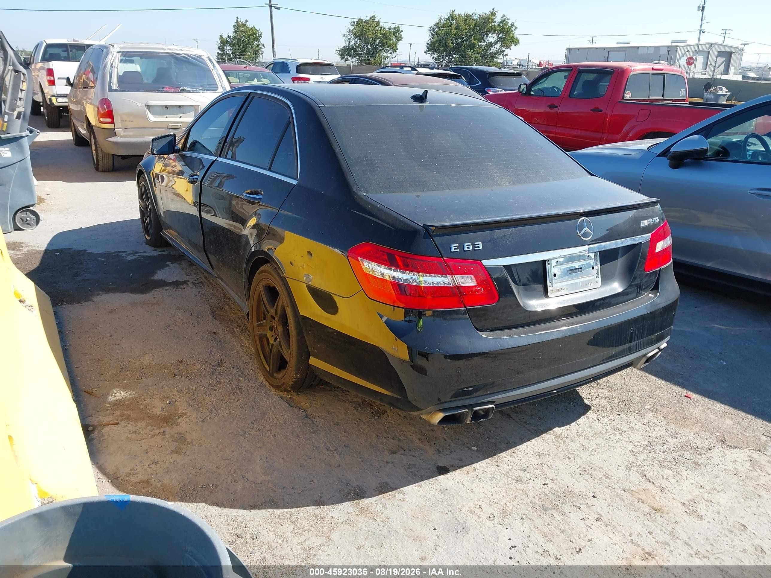 2010 Mercedes-benz E 63 Amg   Black vin: WDDHF7HB7AA123358
