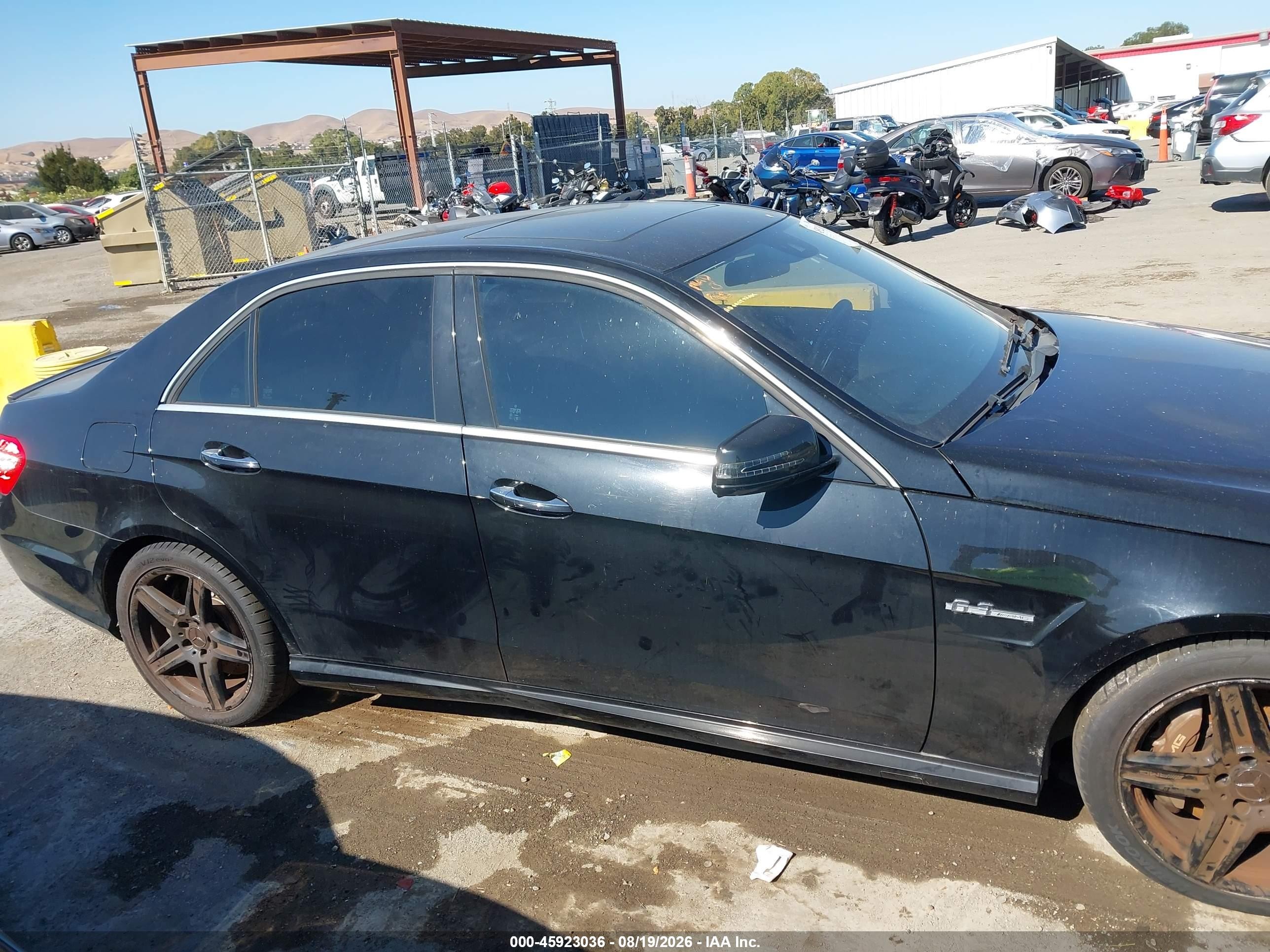 2010 Mercedes-benz E 63 Amg   Black vin: WDDHF7HB7AA123358
