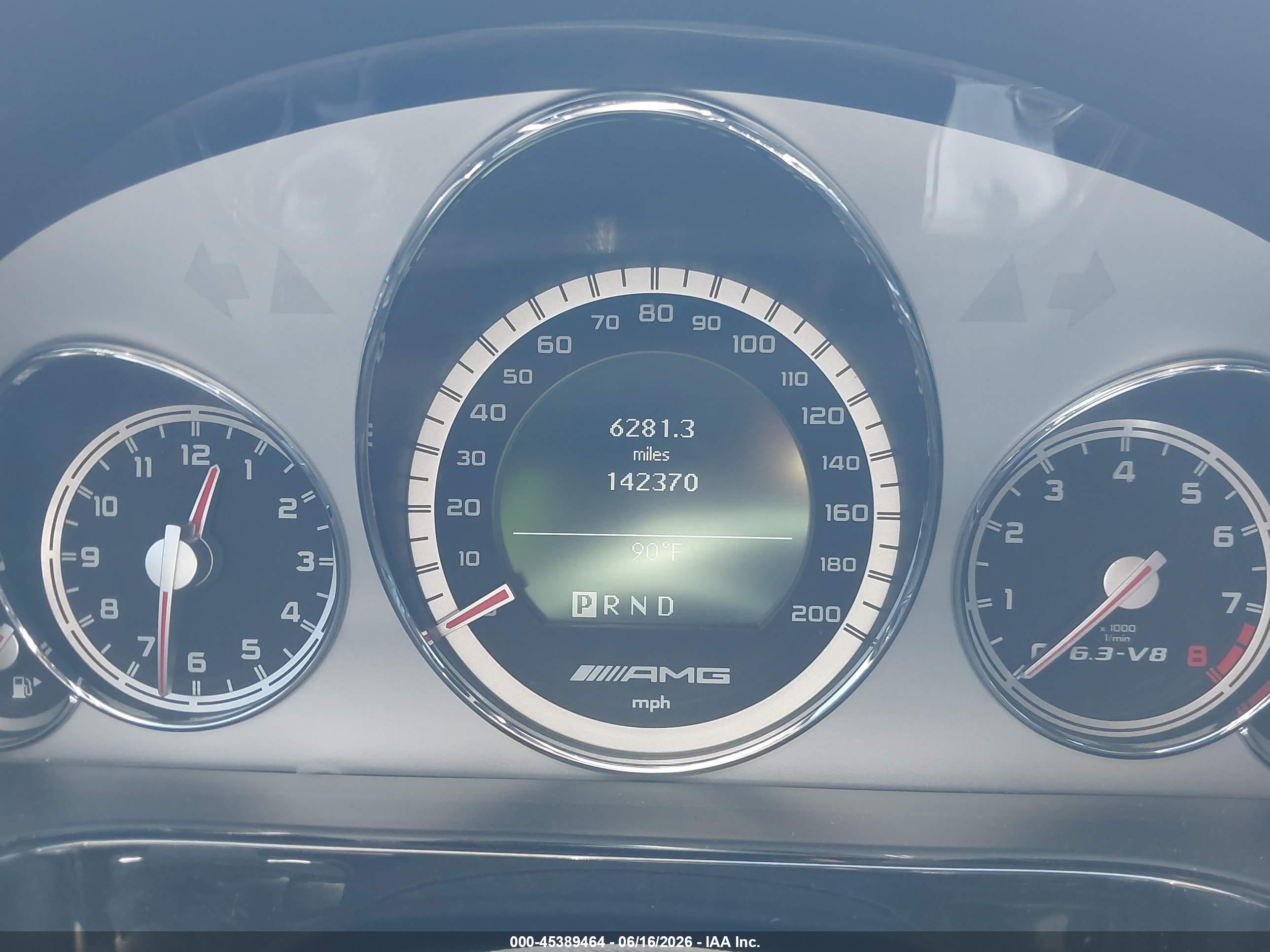 2010 Mercedes-benz E 63 Amg   White vin: WDDHF7HB8AA132263