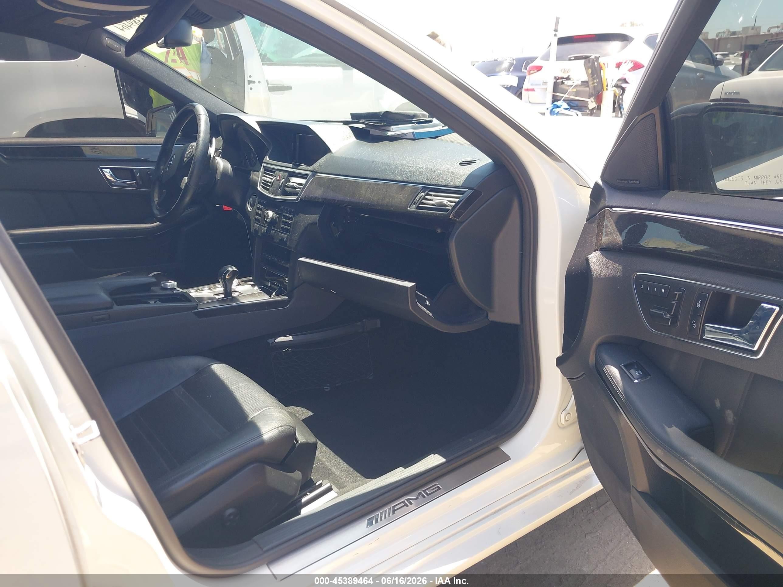 2010 Mercedes-benz E 63 Amg   White vin: WDDHF7HB8AA132263