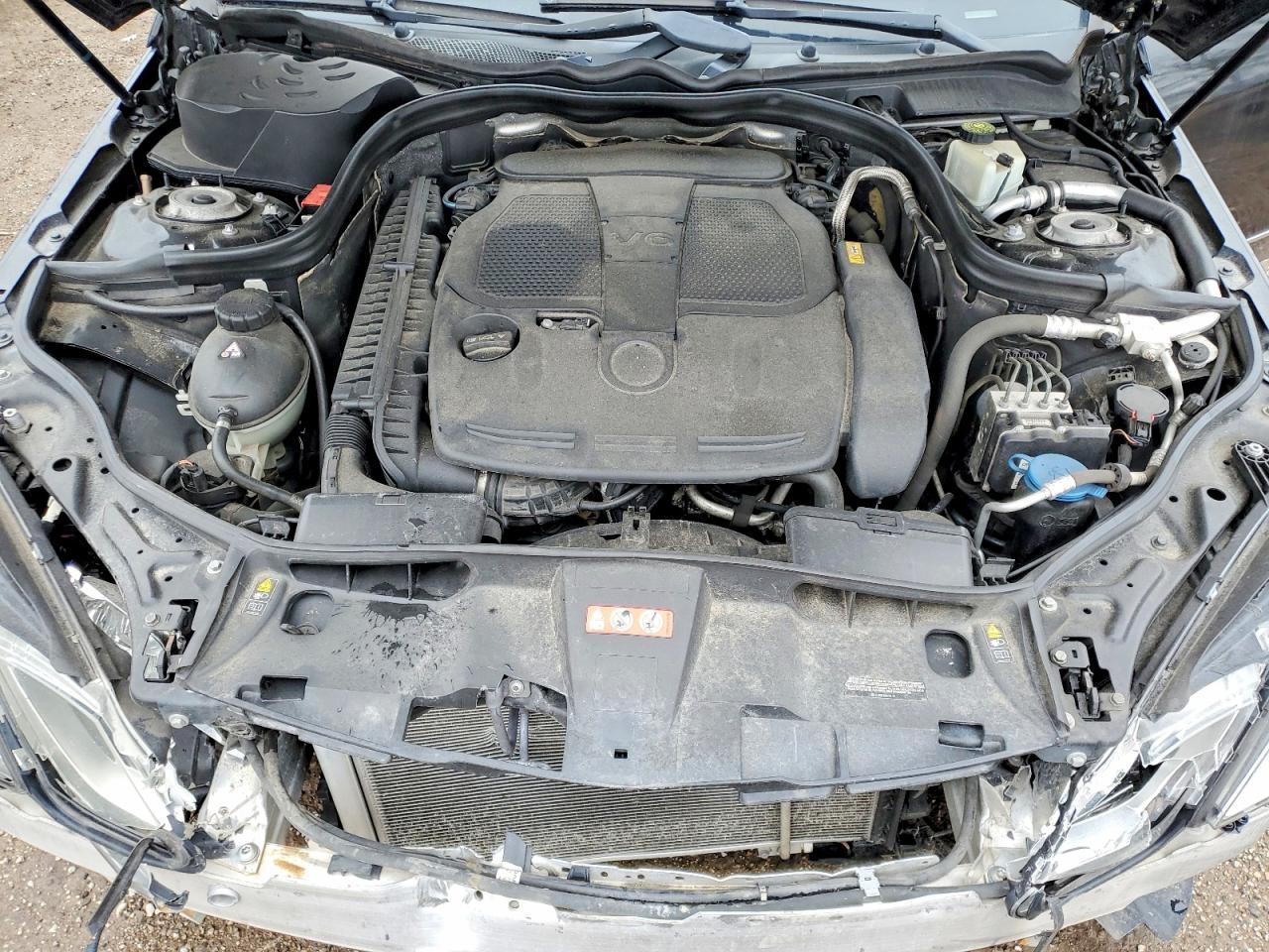 2012 Mercedes-benz E 300 4matic Черный vin: WDDHF82B2CA625244