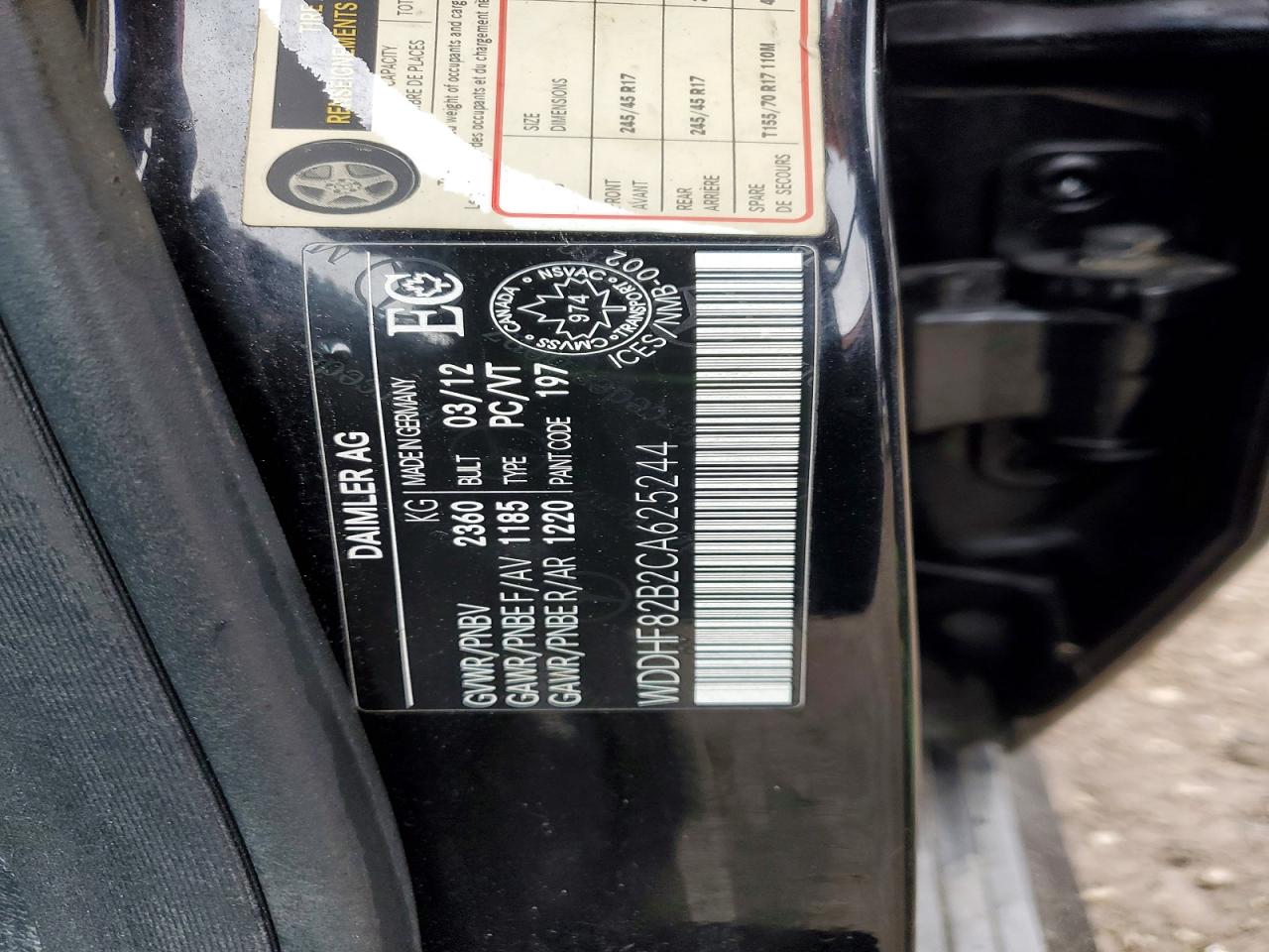 2012 Mercedes-benz E 300 4matic Черный vin: WDDHF82B2CA625244
