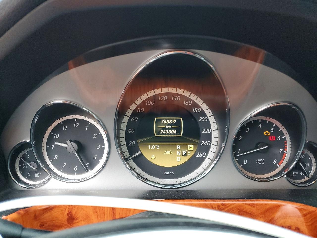 2012 Mercedes-benz E 300 4matic Черный vin: WDDHF82B2CA625244