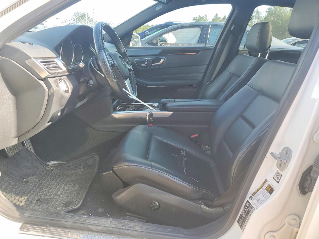 2014 Mercedes-benz E 300 4matic White vin: WDDHF8BB1EB023836