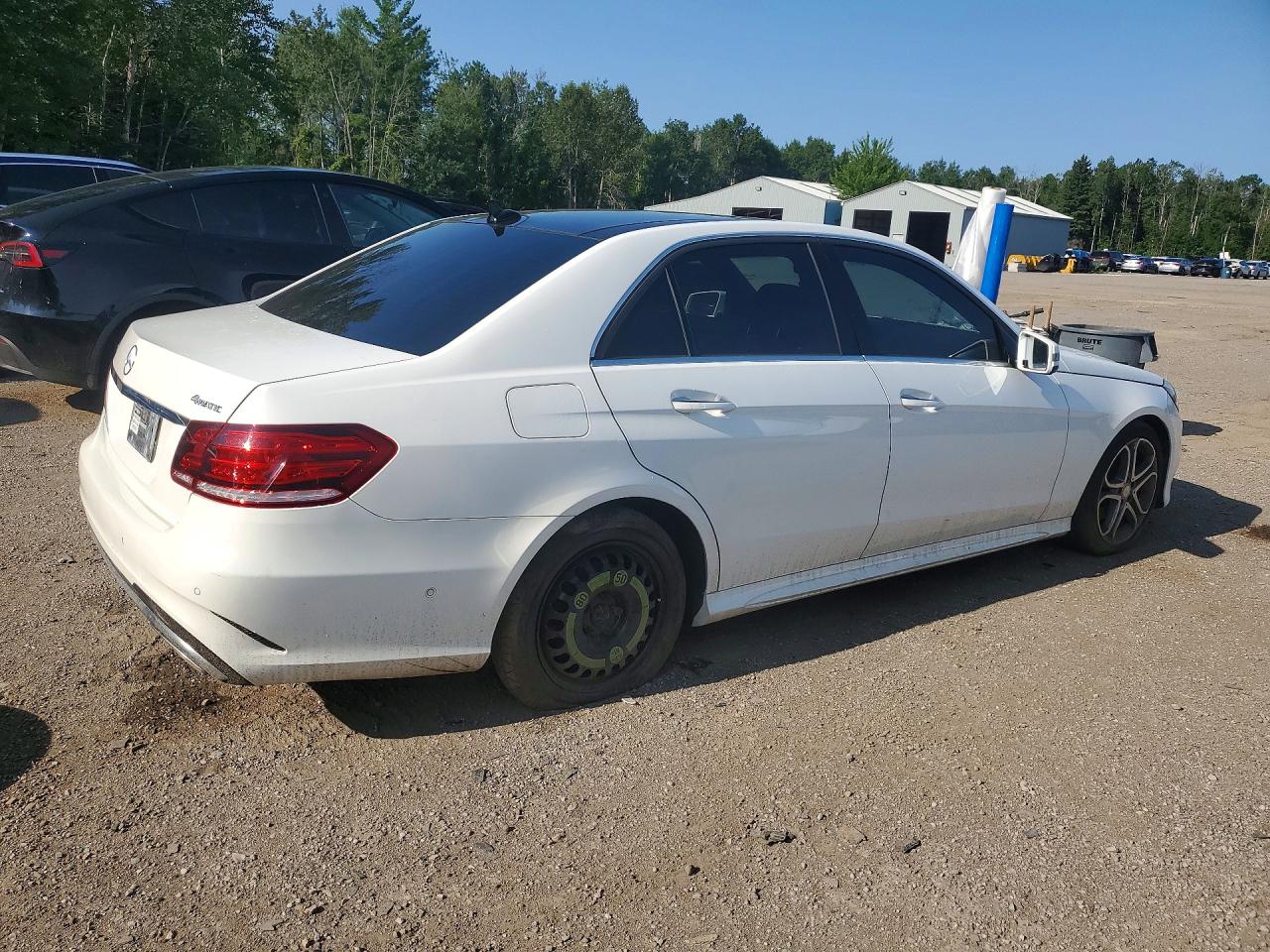 2014 Mercedes-benz E 300 4matic White vin: WDDHF8BB1EB023836