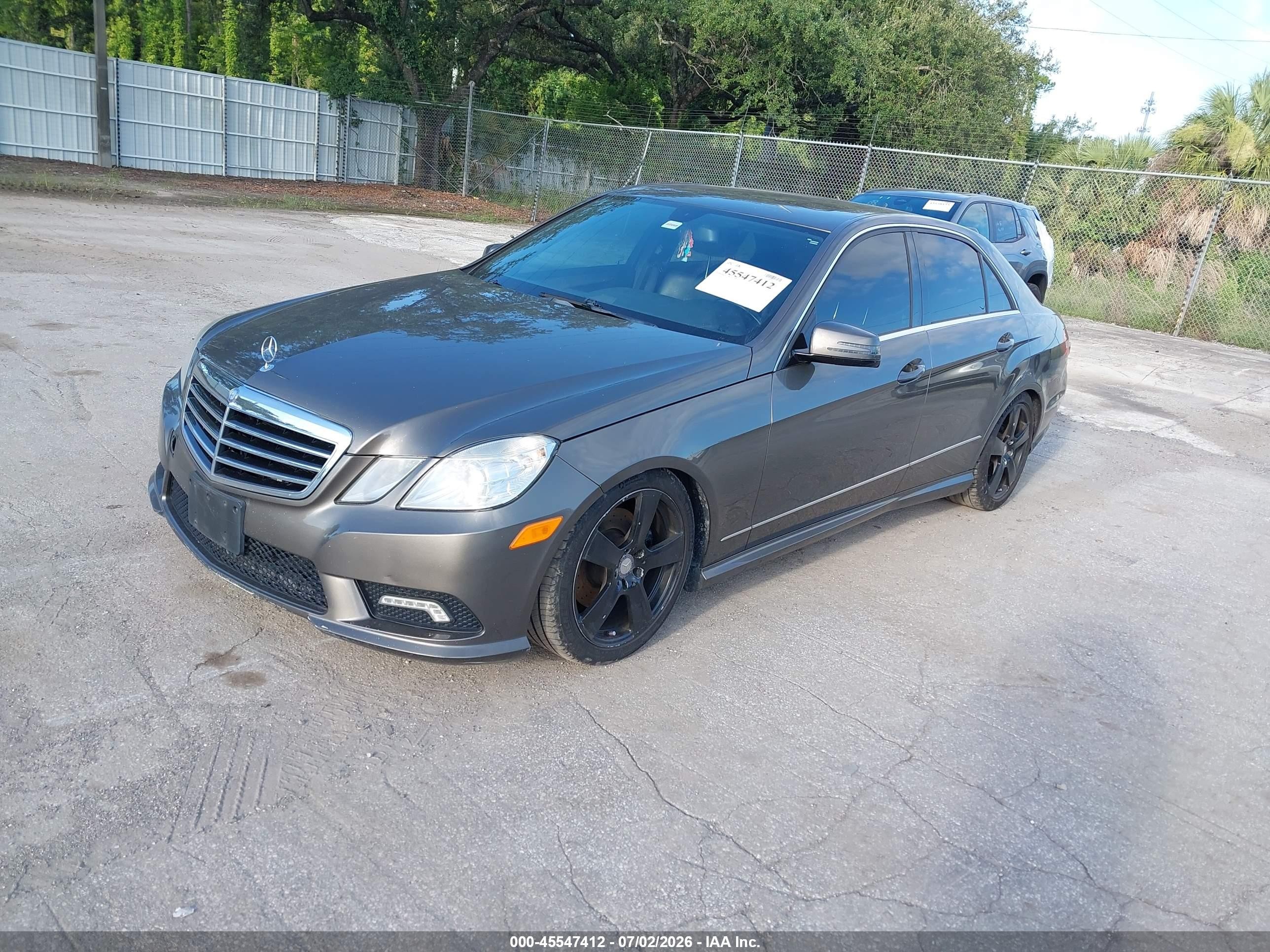 2011 Mercedes-benz E 350 4matic Gray vin: WDDHF8HB0BA309511
