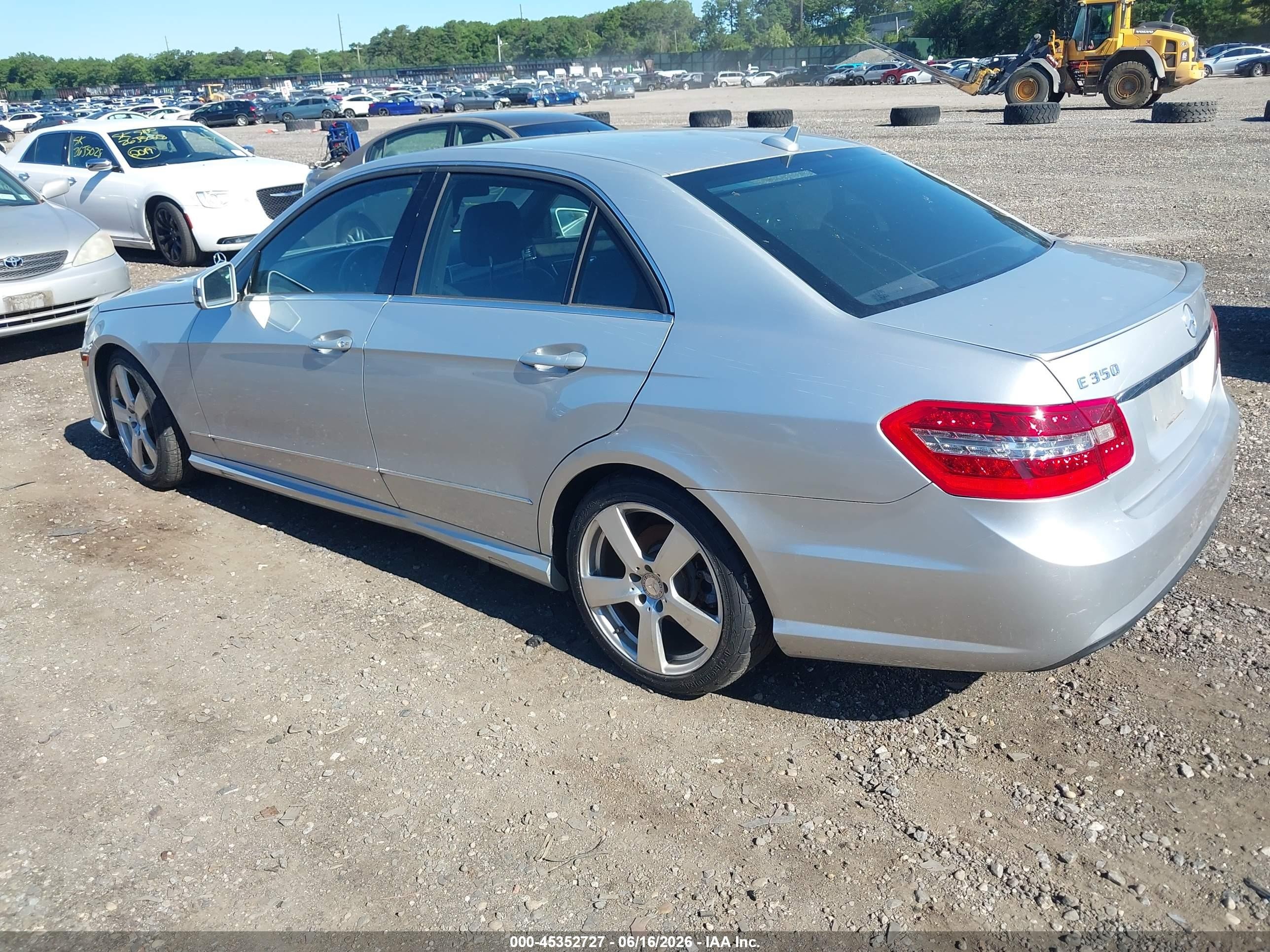 2011 Mercedes-benz E 350 4matic Silver vin: WDDHF8HB0BA426683