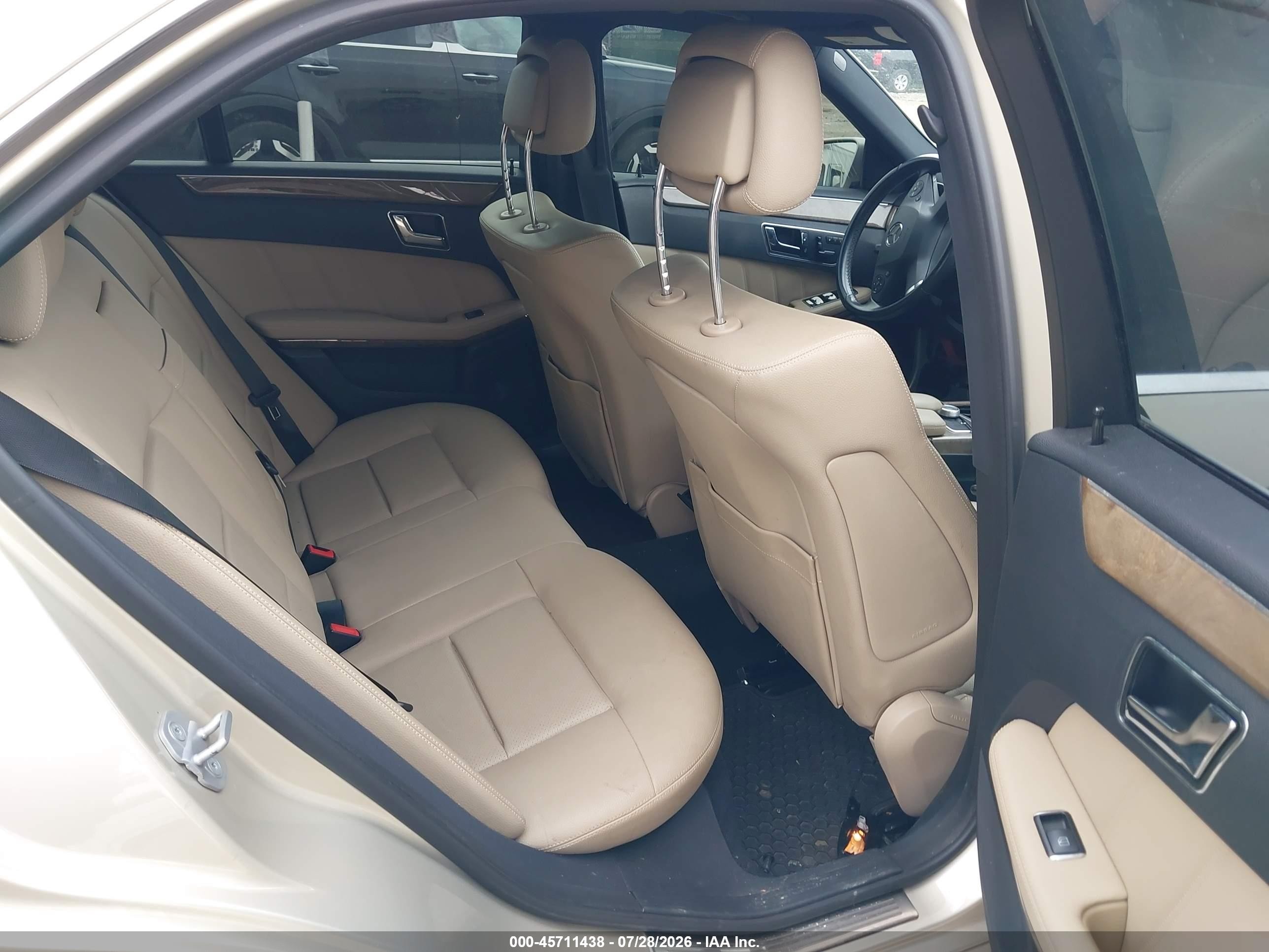 2011 Mercedes-benz E 350 4matic Gold vin: WDDHF8HB0BA437571