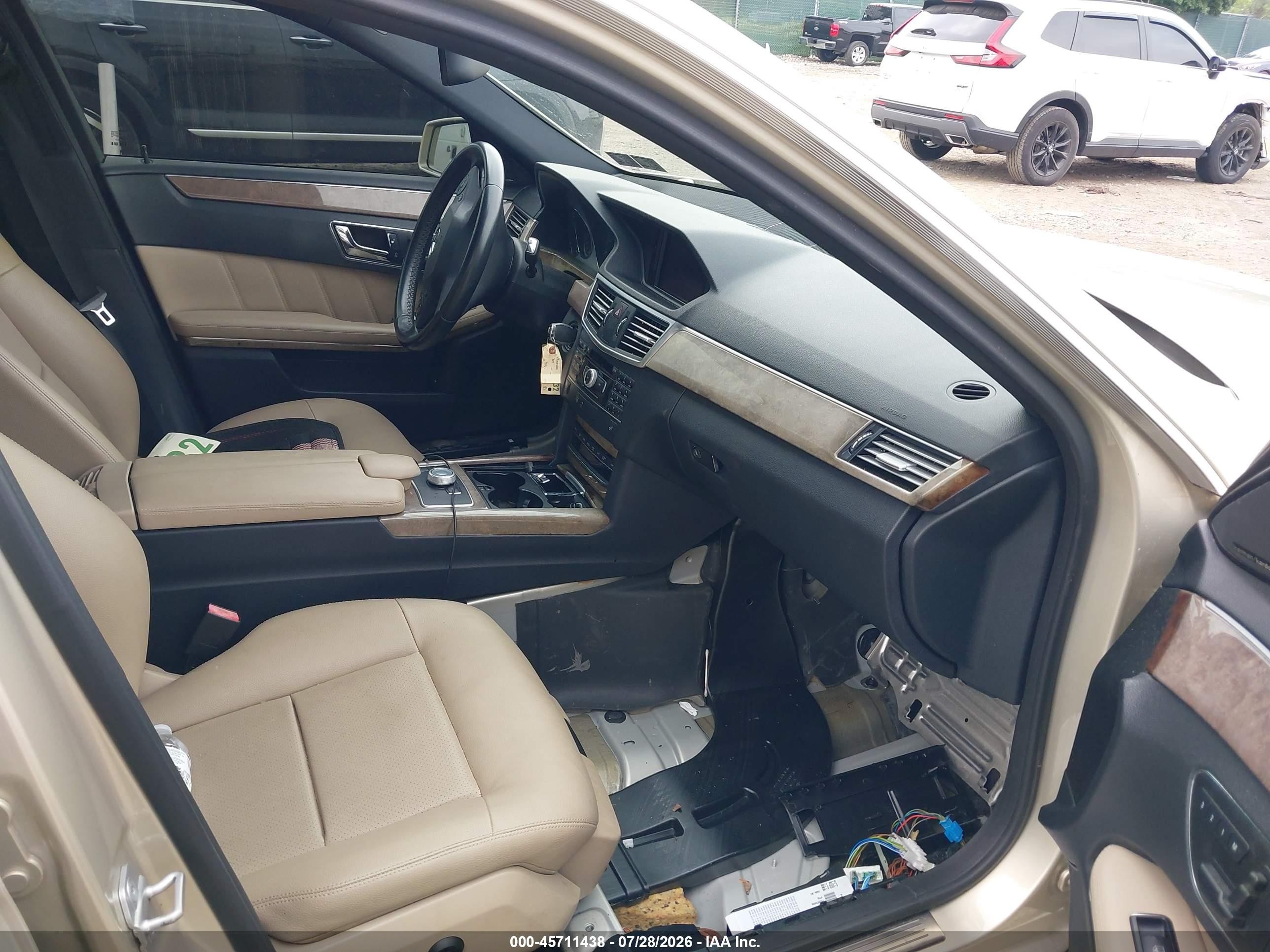 2011 Mercedes-benz E 350 4matic Gold vin: WDDHF8HB0BA437571