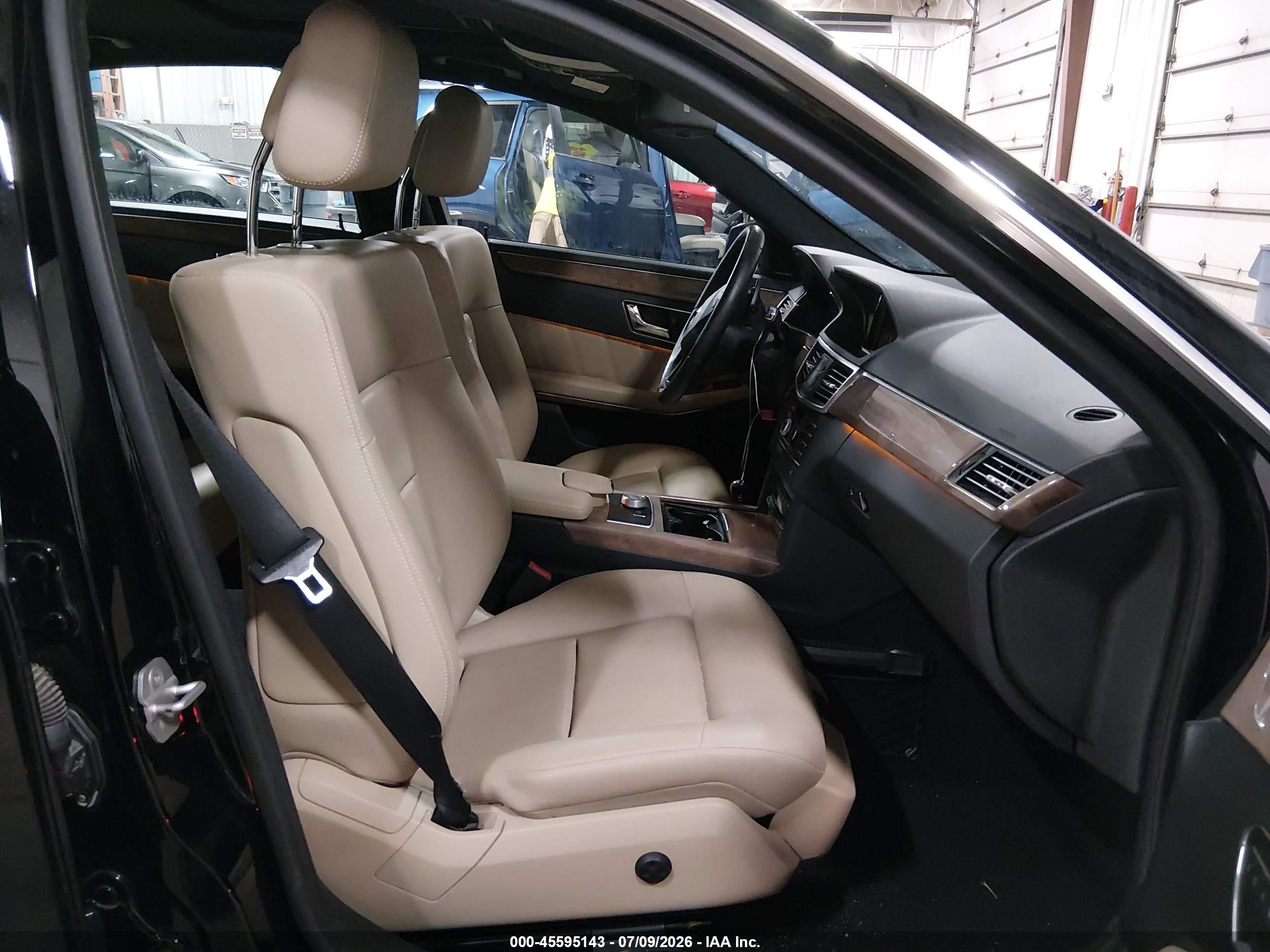 2011 Mercedes-benz E 350 4matic Black vin: WDDHF8HB0BA467279