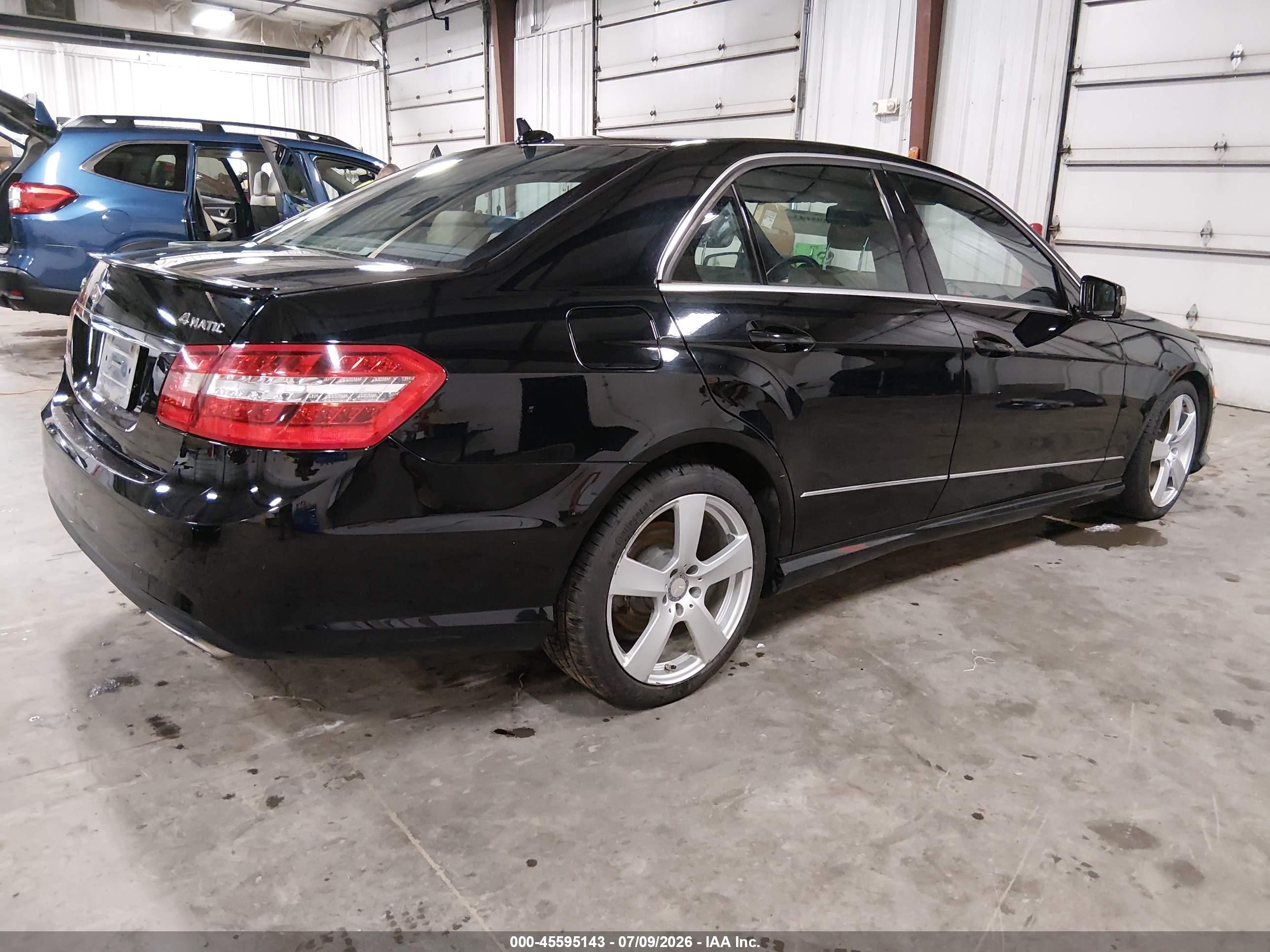 2011 Mercedes-benz E 350 4matic Black vin: WDDHF8HB0BA467279