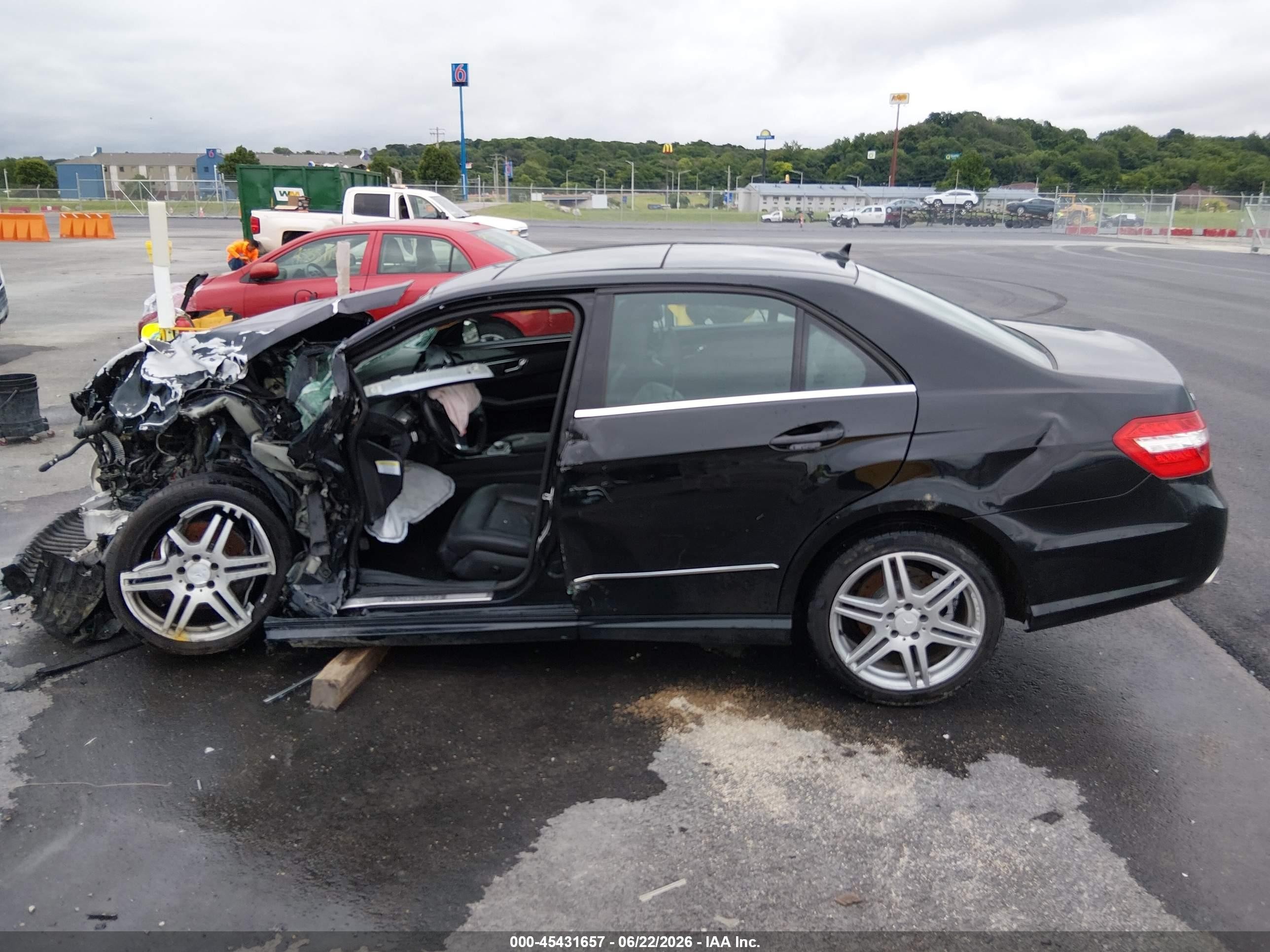 2010 Mercedes-benz E 350 4matic Black vin: WDDHF8HB1AA055838