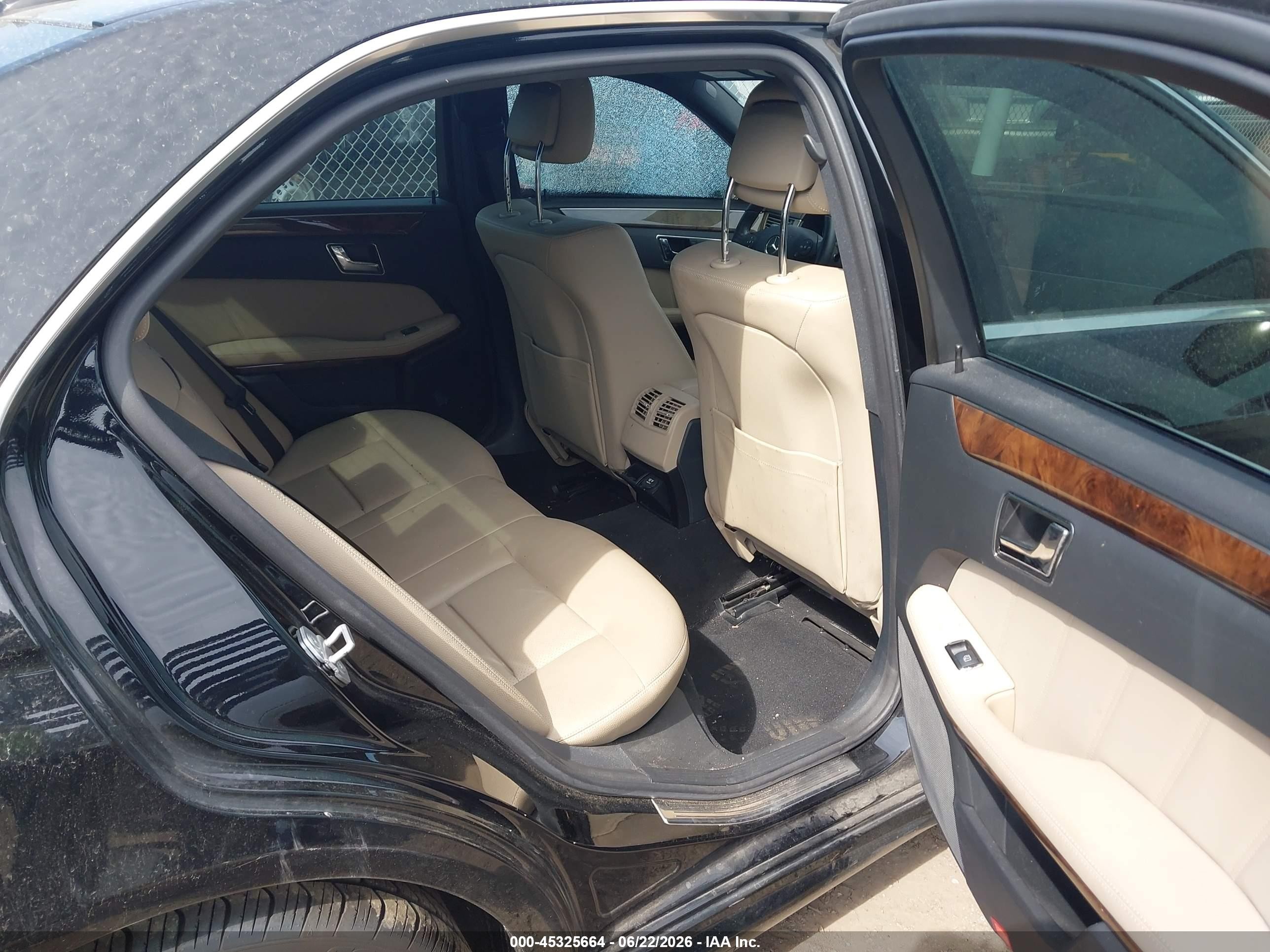 2010 Mercedes-benz E 350 4matic Black vin: WDDHF8HB1AA097653