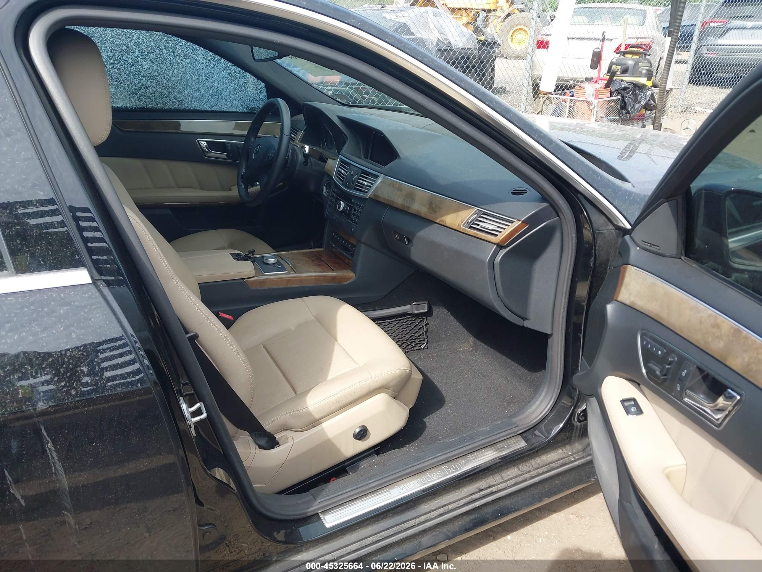 2010 Mercedes-benz E 350 4matic Black vin: WDDHF8HB1AA097653