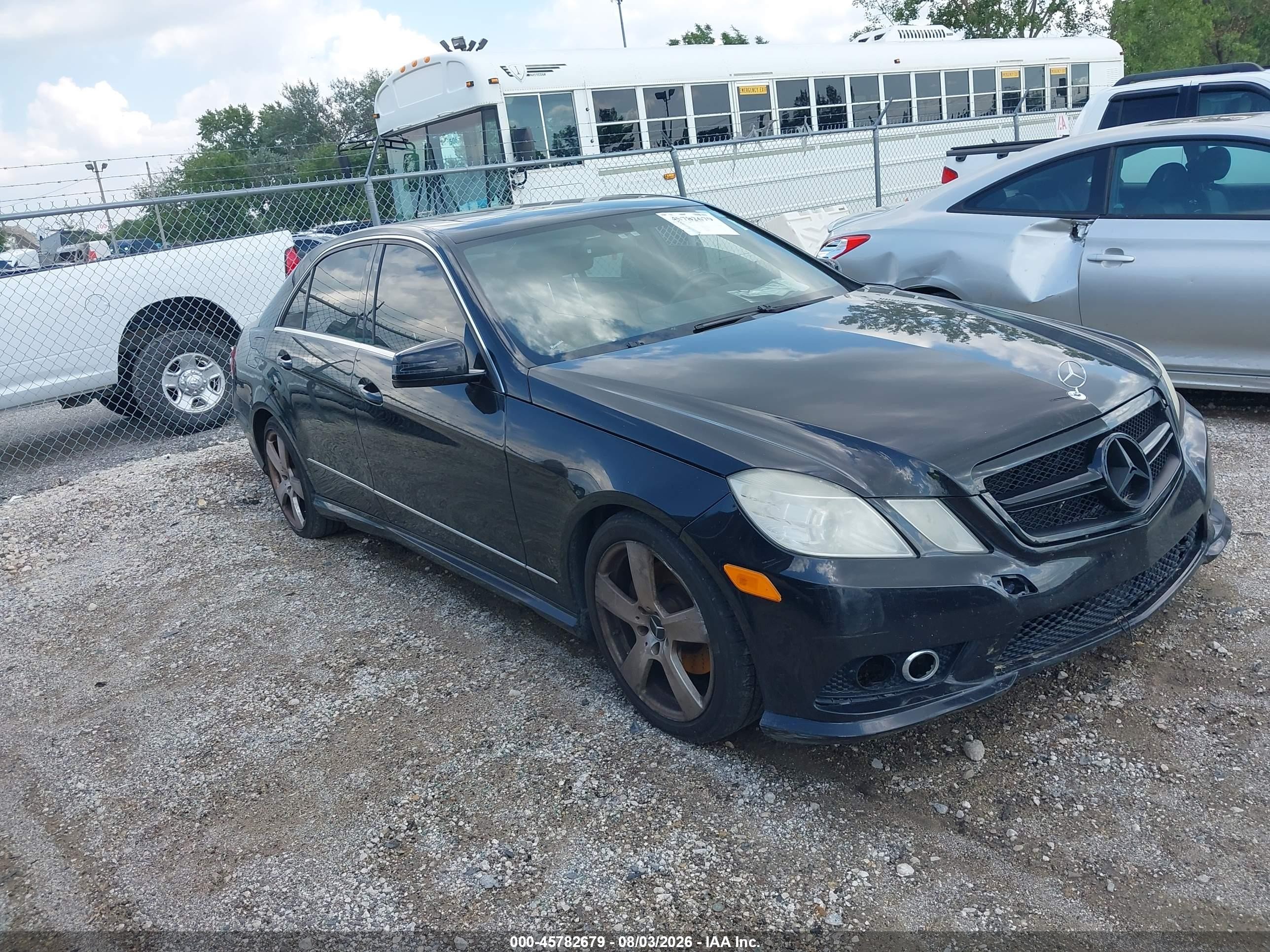 2010 Mercedes-benz E 350 4matic Черный vin: WDDHF8HB1AA144910