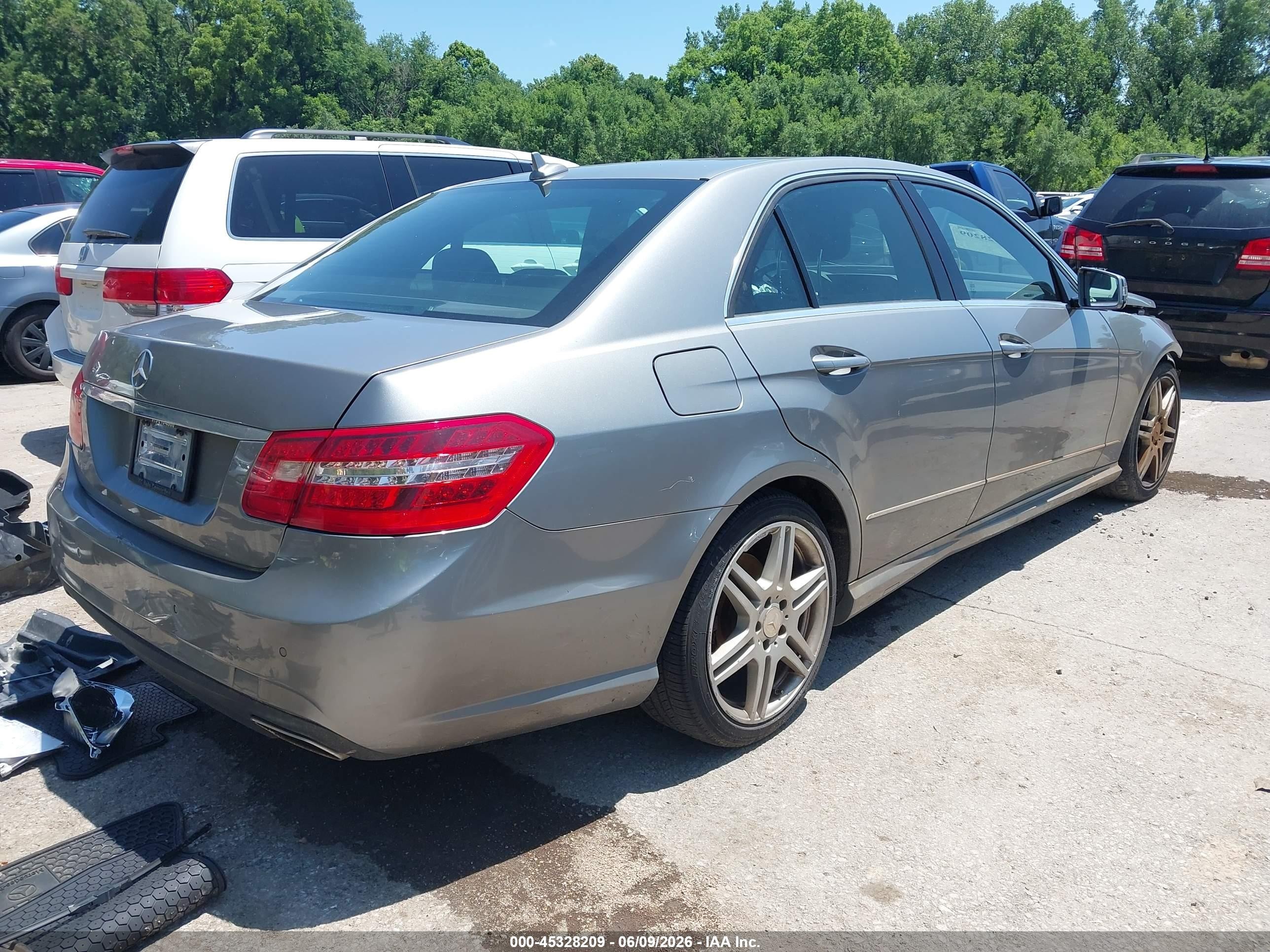 2011 Mercedes-benz E 350 4matic Silver vin: WDDHF8HB1BA291780