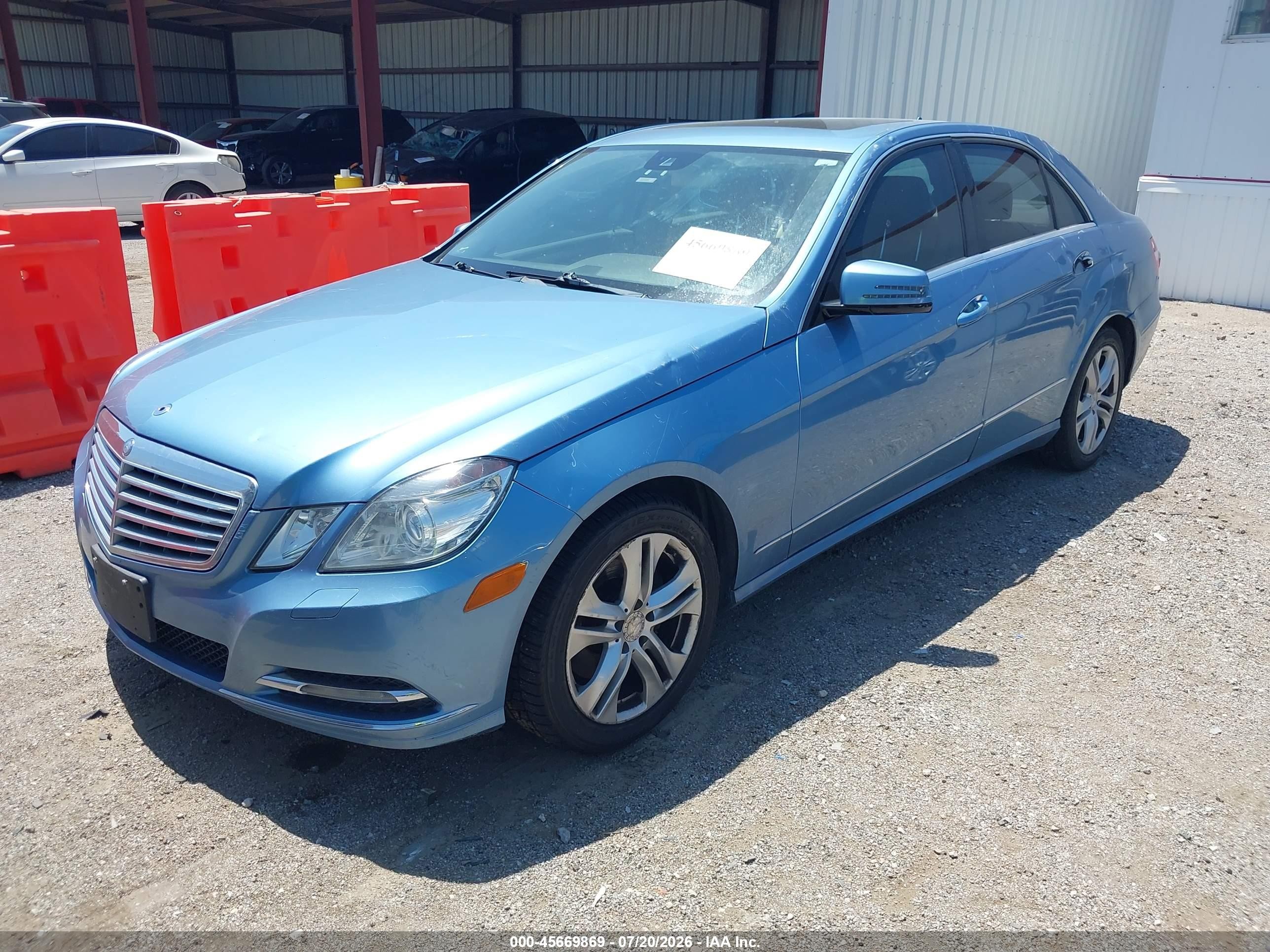 2011 Mercedes-benz E 350 4matic Blue vin: WDDHF8HB1BA307895