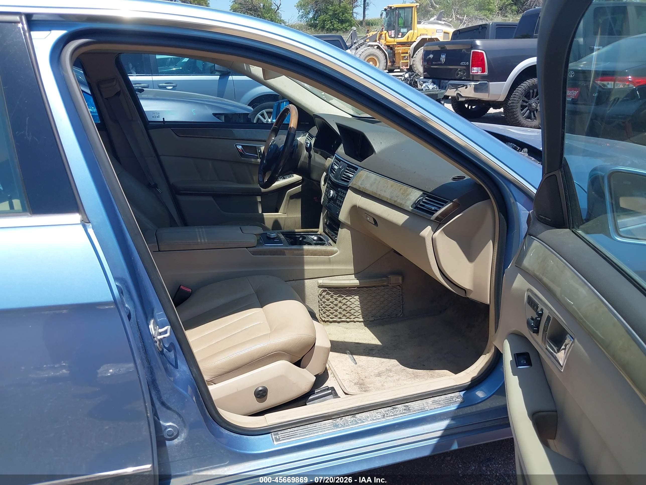 2011 Mercedes-benz E 350 4matic Blue vin: WDDHF8HB1BA307895
