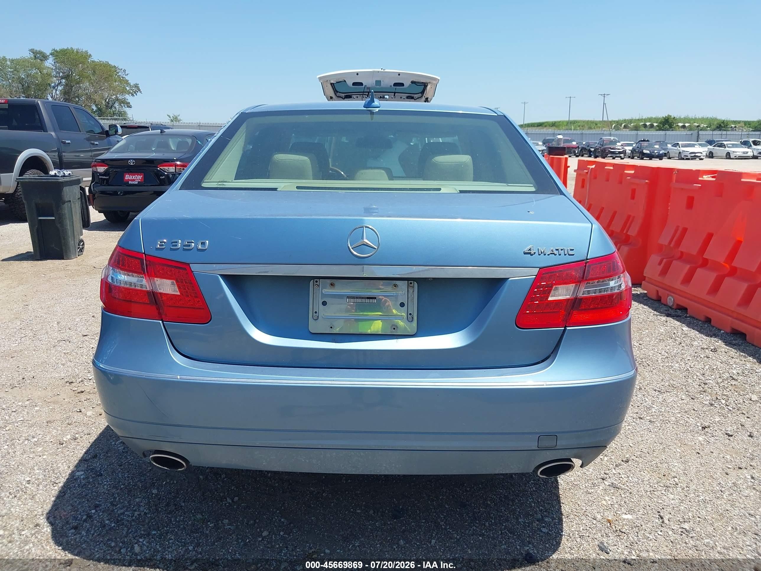 2011 Mercedes-benz E 350 4matic Blue vin: WDDHF8HB1BA307895