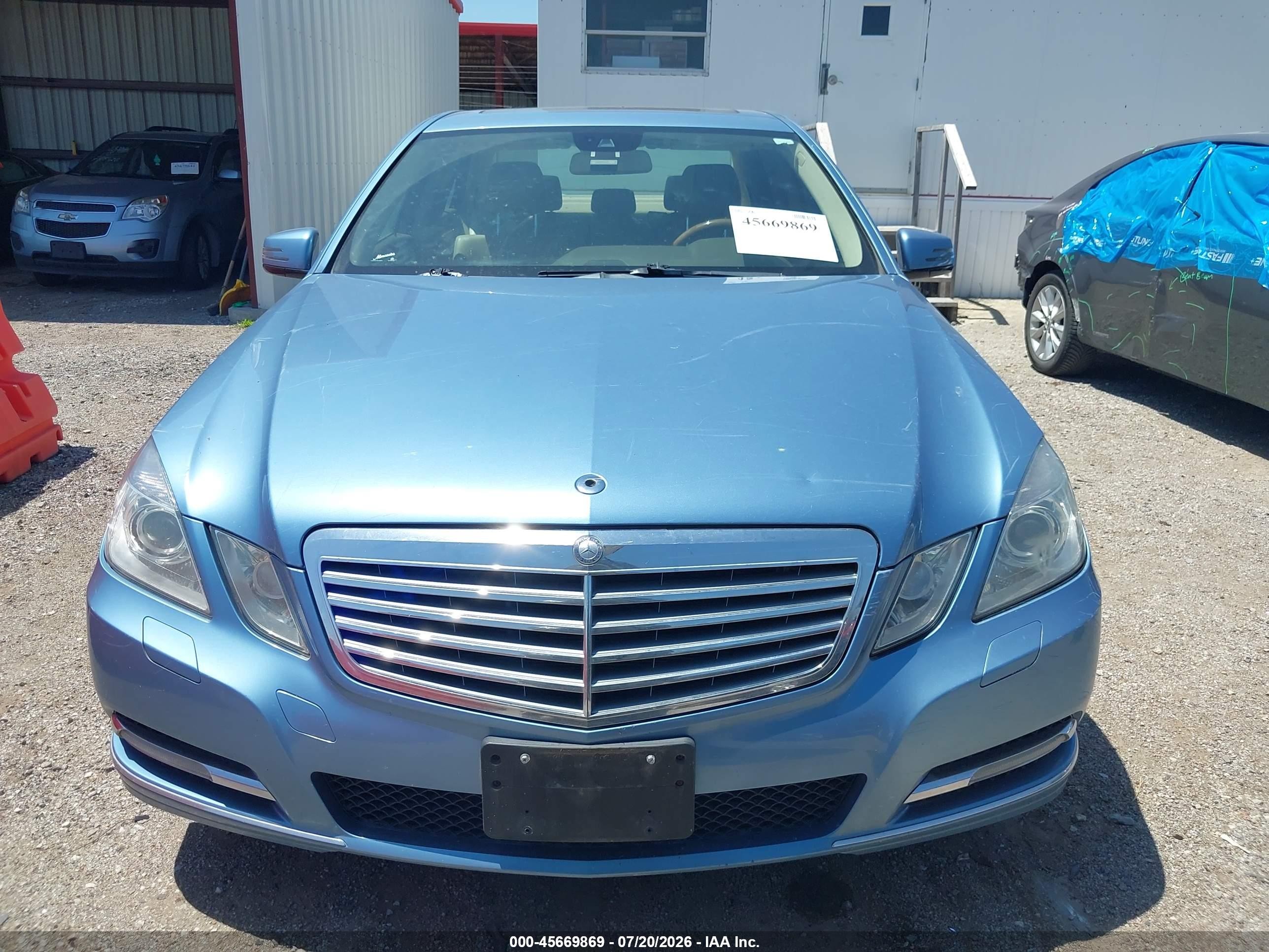 2011 Mercedes-benz E 350 4matic Blue vin: WDDHF8HB1BA307895