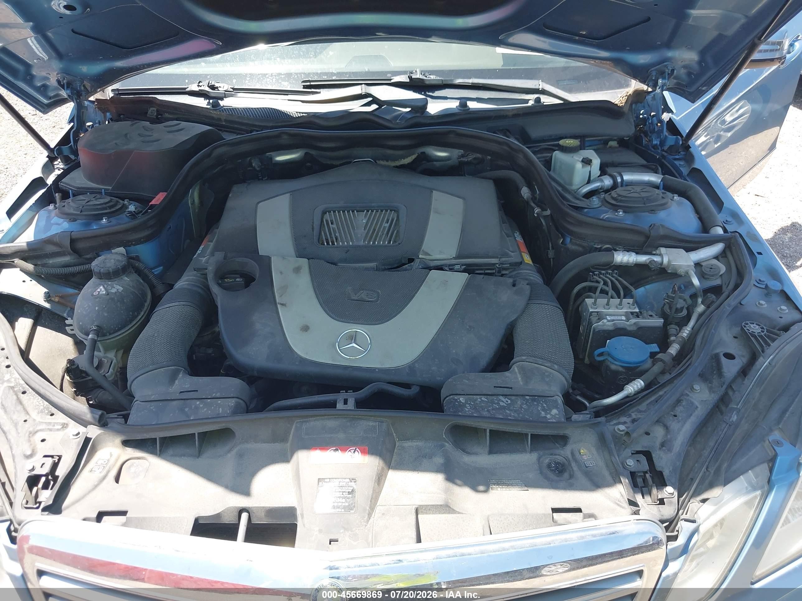 2011 Mercedes-benz E 350 4matic Blue vin: WDDHF8HB1BA307895