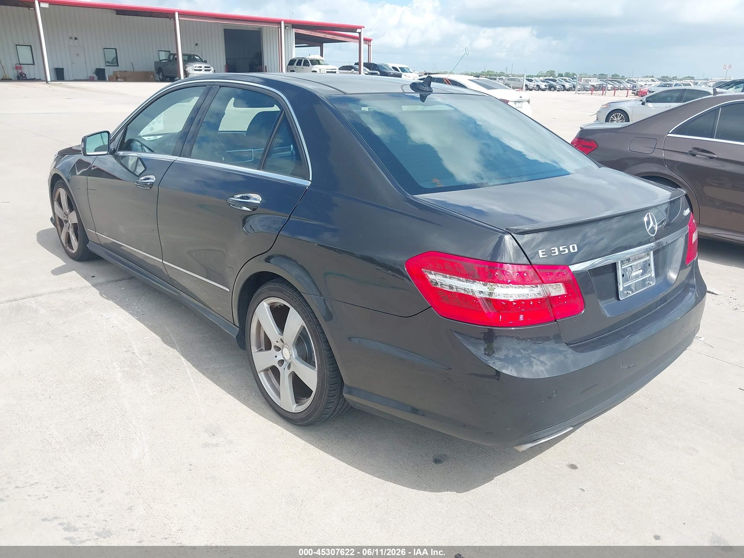 2011 Mercedes-benz E 350 4matic Black vin: WDDHF8HB1BA317696