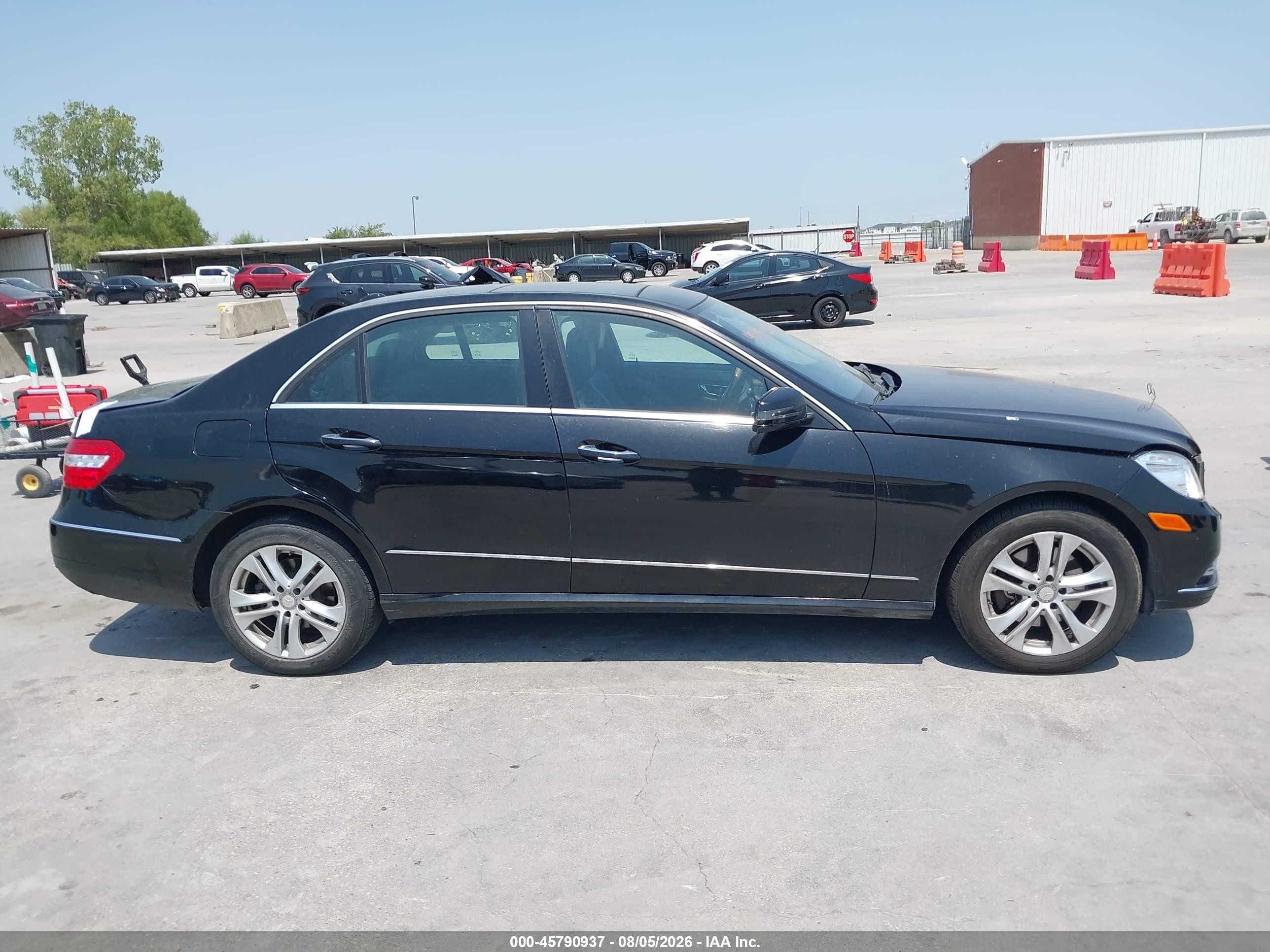 2011 Mercedes-benz E 350 4matic Black vin: WDDHF8HB1BA349841