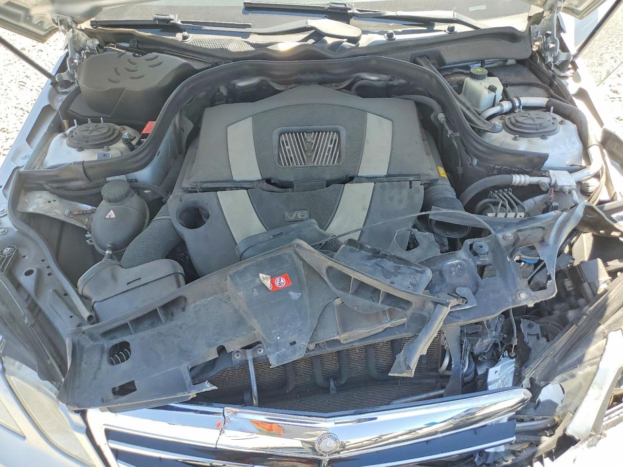 2011 Mercedes-benz E 350 4matic Silver vin: WDDHF8HB1BA392026