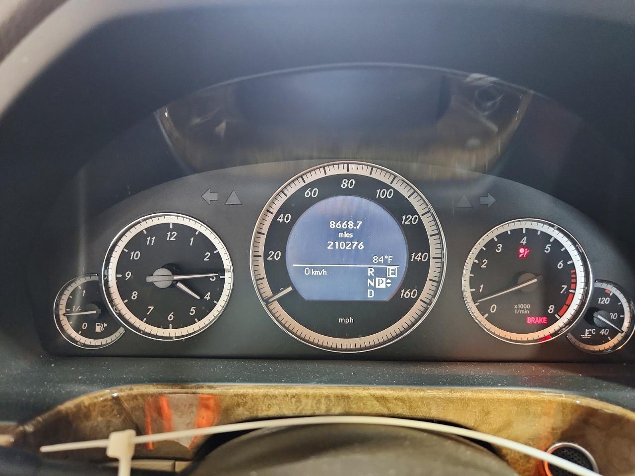 2011 Mercedes-benz E 350 4matic Белый vin: WDDHF8HB1BA395900