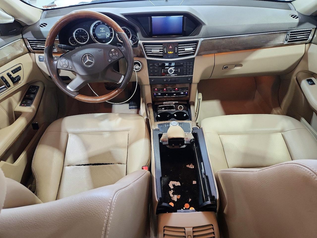 2011 Mercedes-benz E 350 4matic Белый vin: WDDHF8HB1BA395900