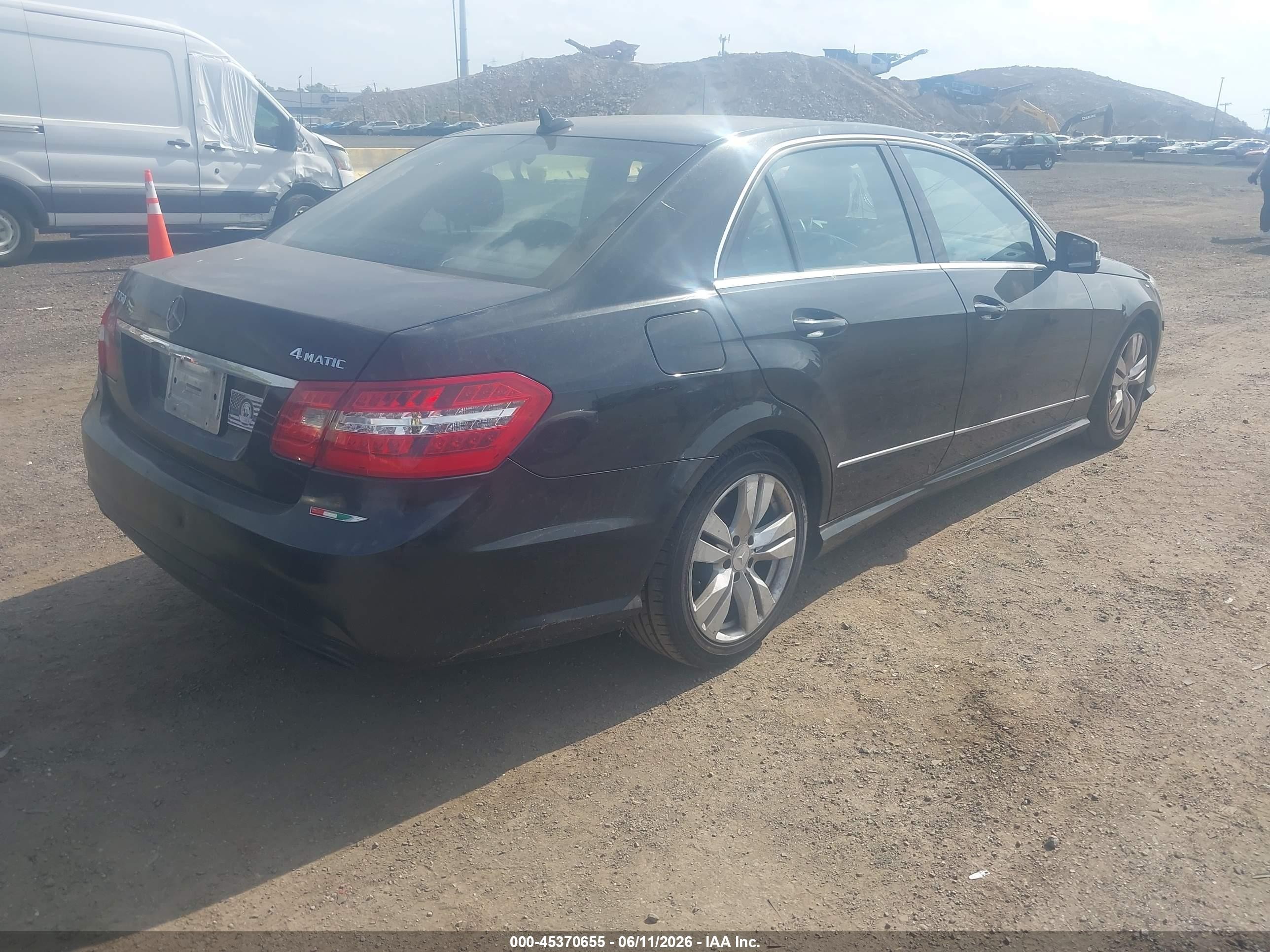 2011 Mercedes-benz E 350 4matic Black vin: WDDHF8HB1BA396173