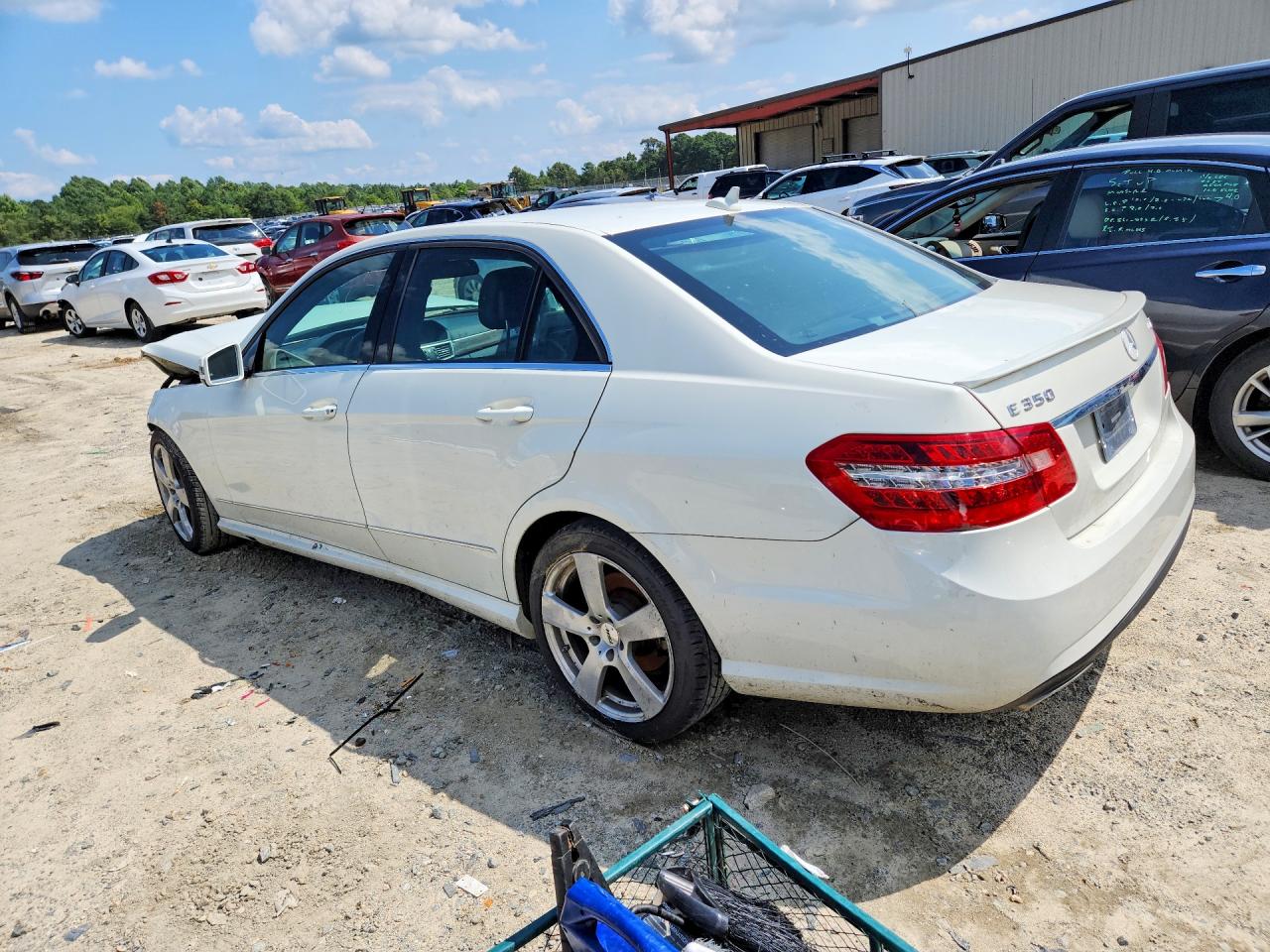 2011 Mercedes-benz E 350 4matic White vin: WDDHF8HB1BA451883