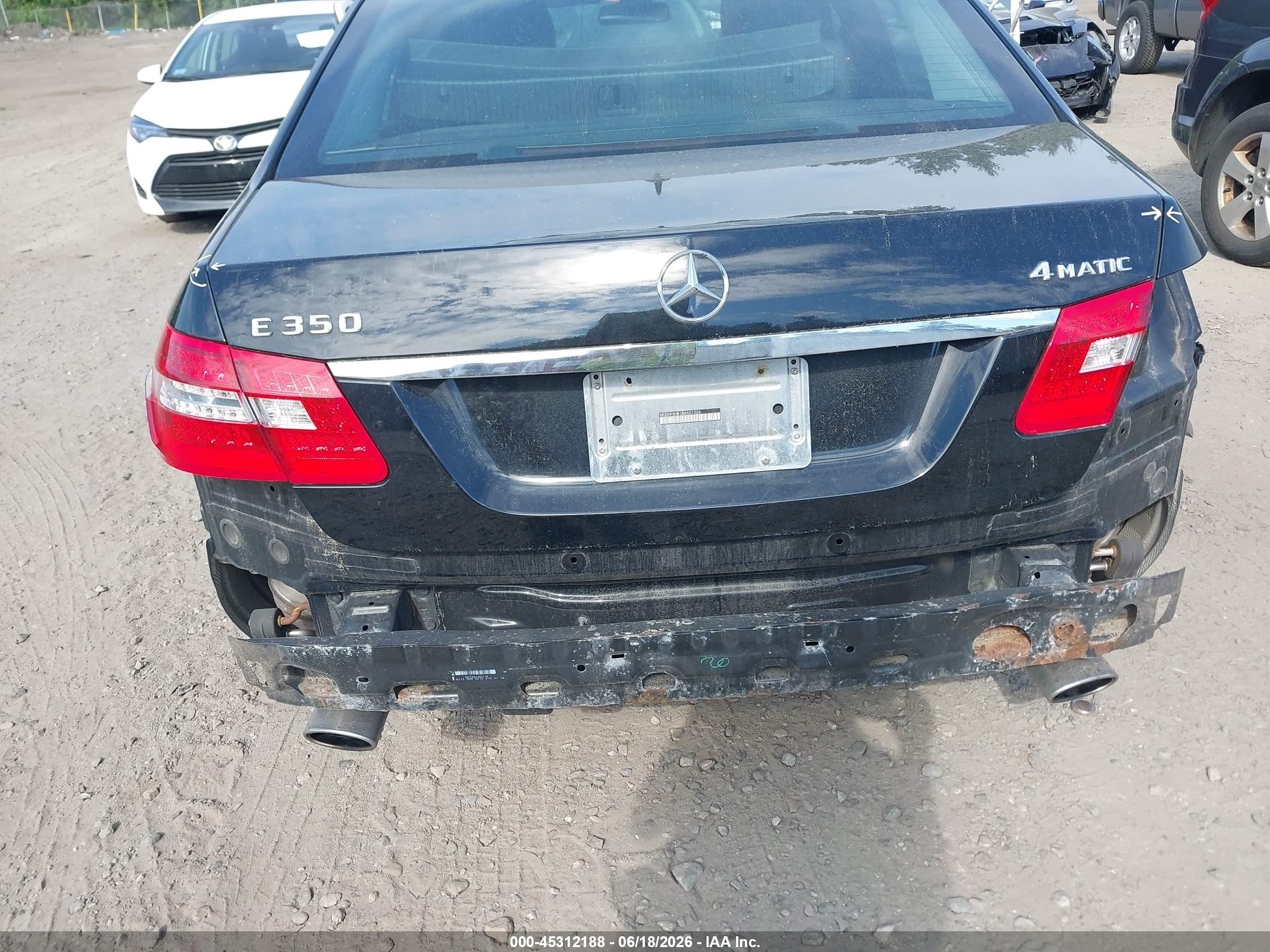 2011 Mercedes-benz E 350 4matic Black vin: WDDHF8HB1BA501326