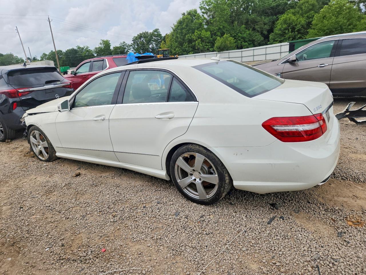 2010 Mercedes-benz E 350 4matic White vin: WDDHF8HB2AA055475