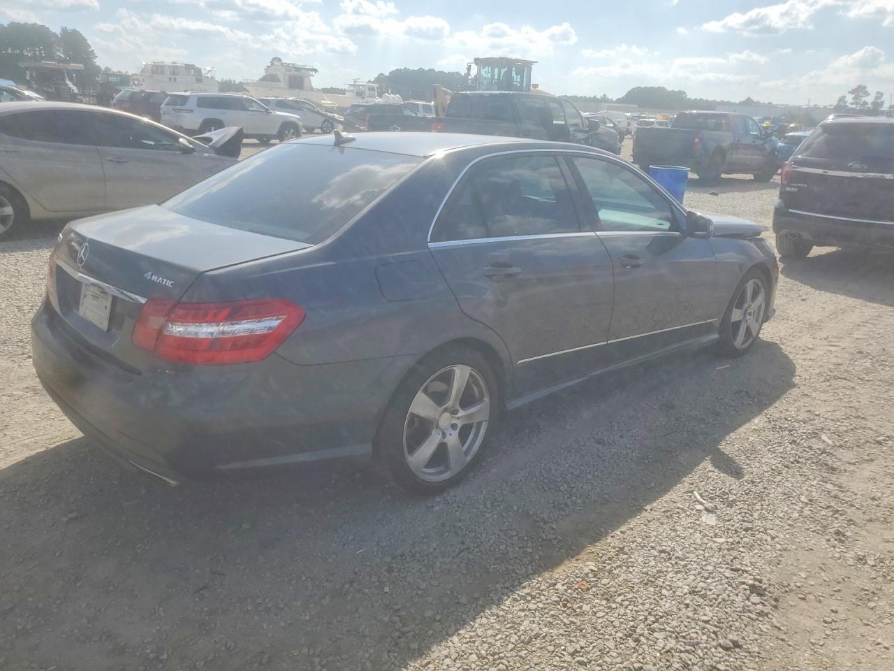 2010 Mercedes-benz E 350 4matic Серый vin: WDDHF8HB2AA227486