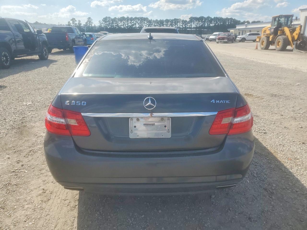2010 Mercedes-benz E 350 4matic Серый vin: WDDHF8HB2AA227486