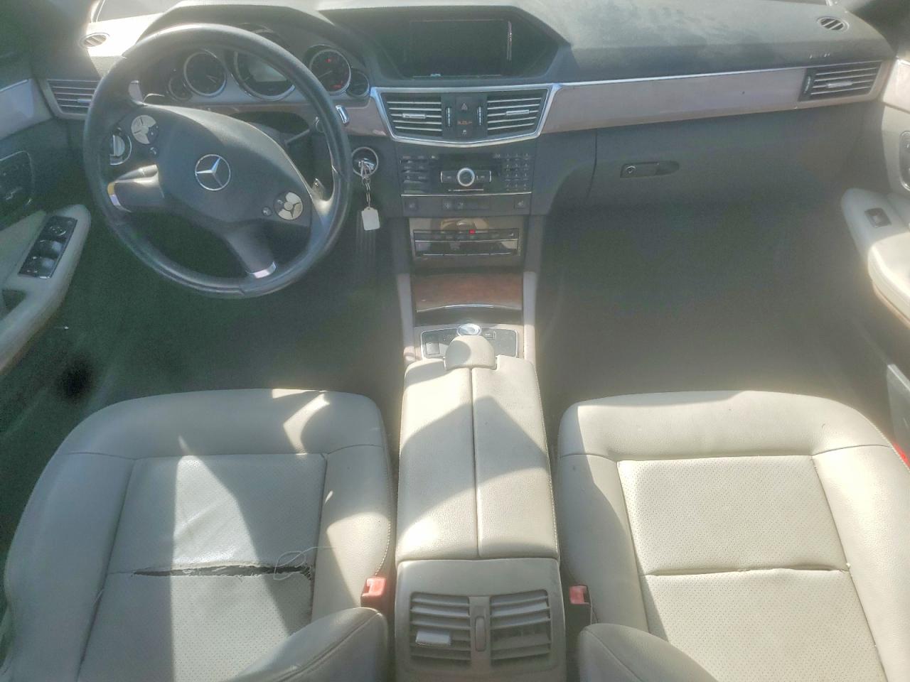 2010 Mercedes-benz E 350 4matic Серый vin: WDDHF8HB2AA227486