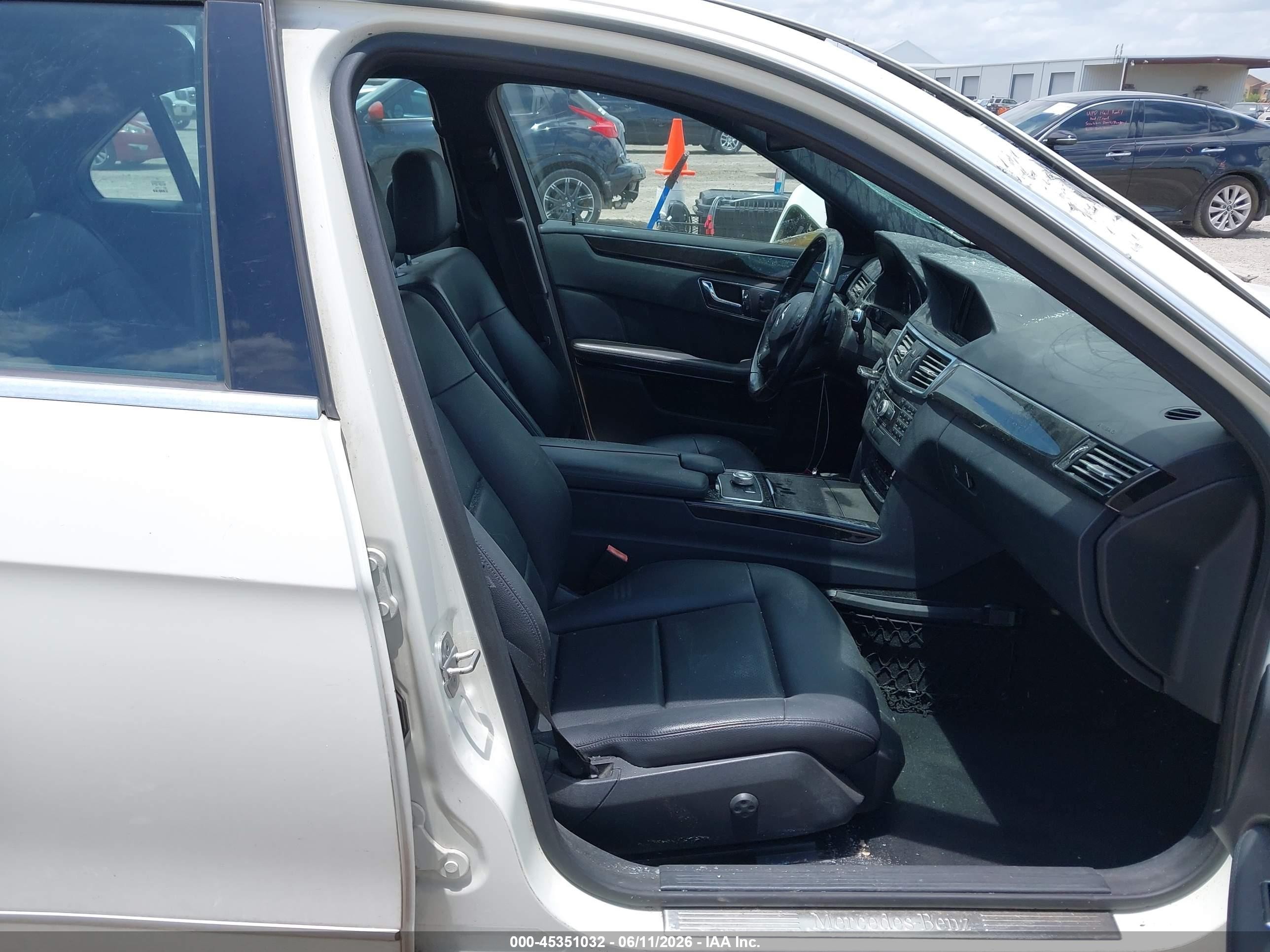 2010 Mercedes-benz E 350 4matic White vin: WDDHF8HB2AA254493